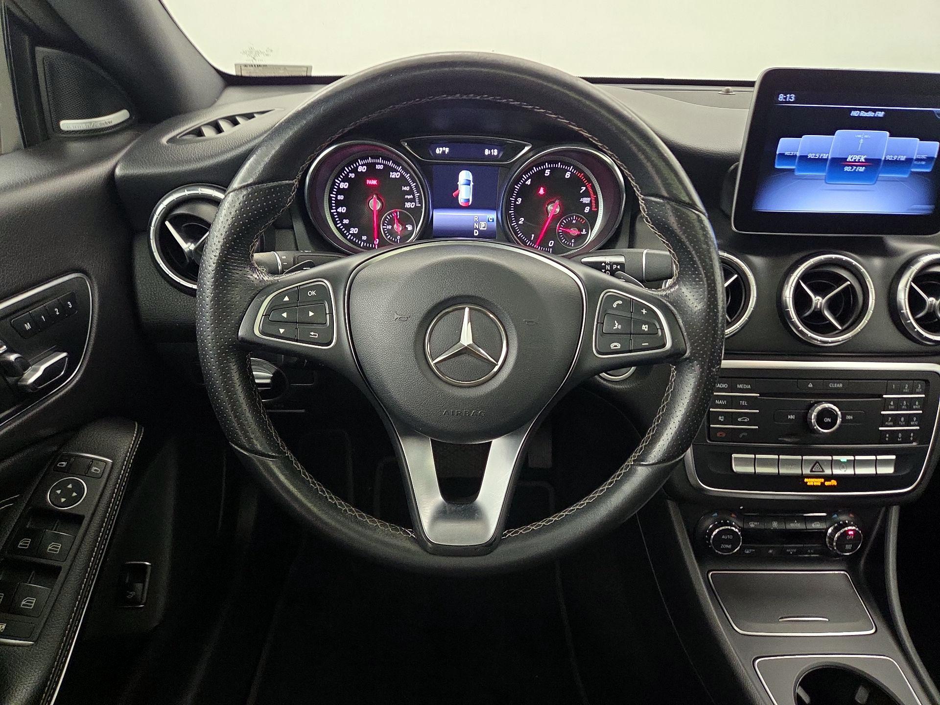 Thumbnail: 2018 Mercedes-Benz CLA - 10