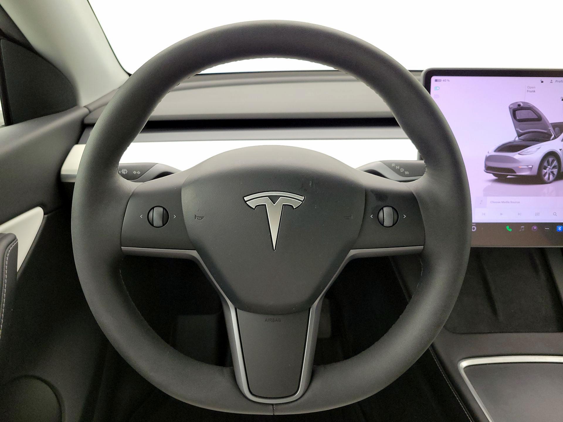 Thumbnail: 2022 Tesla Model Y - 10