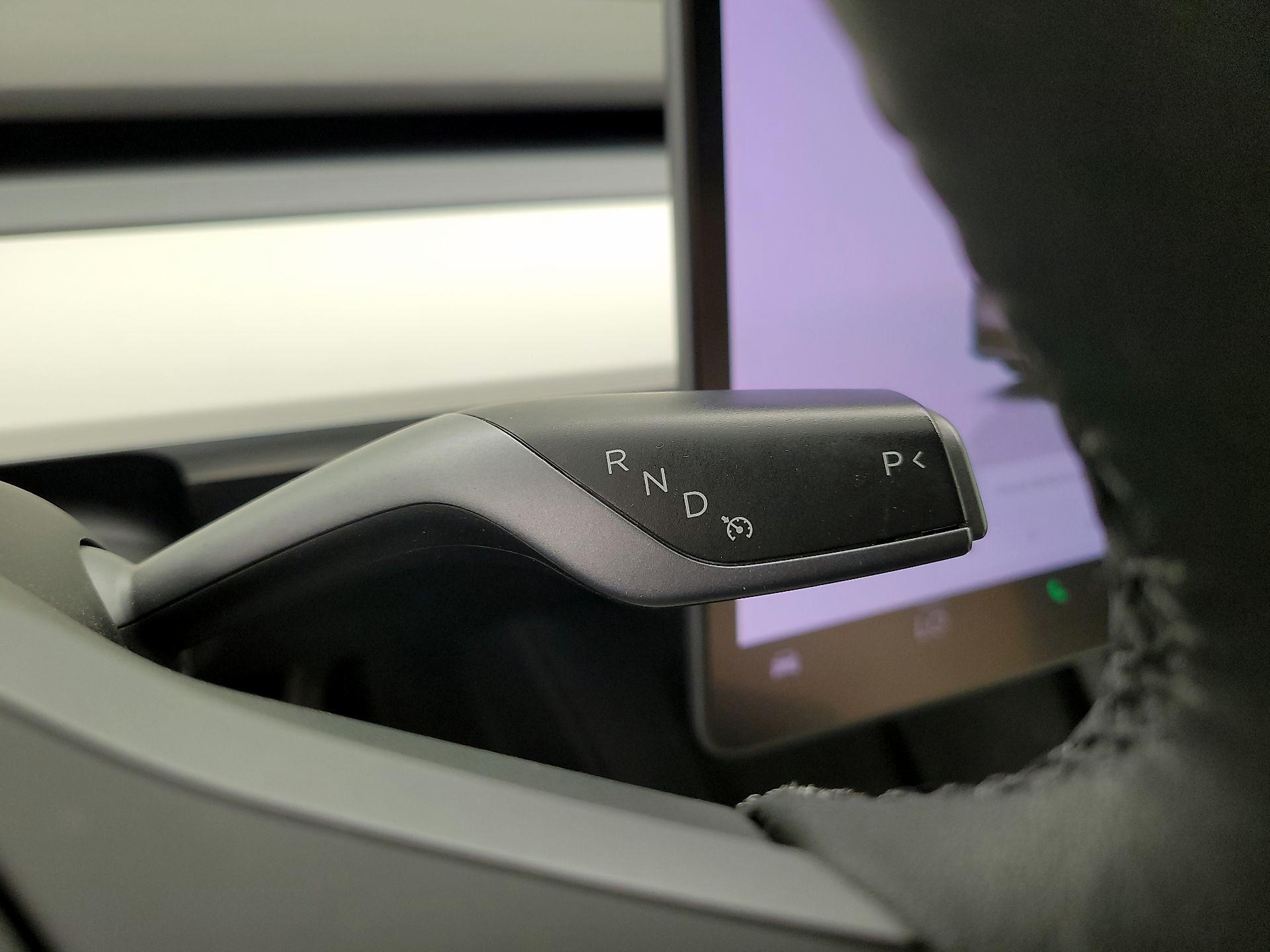 Thumbnail: 2022 Tesla Model Y - 17