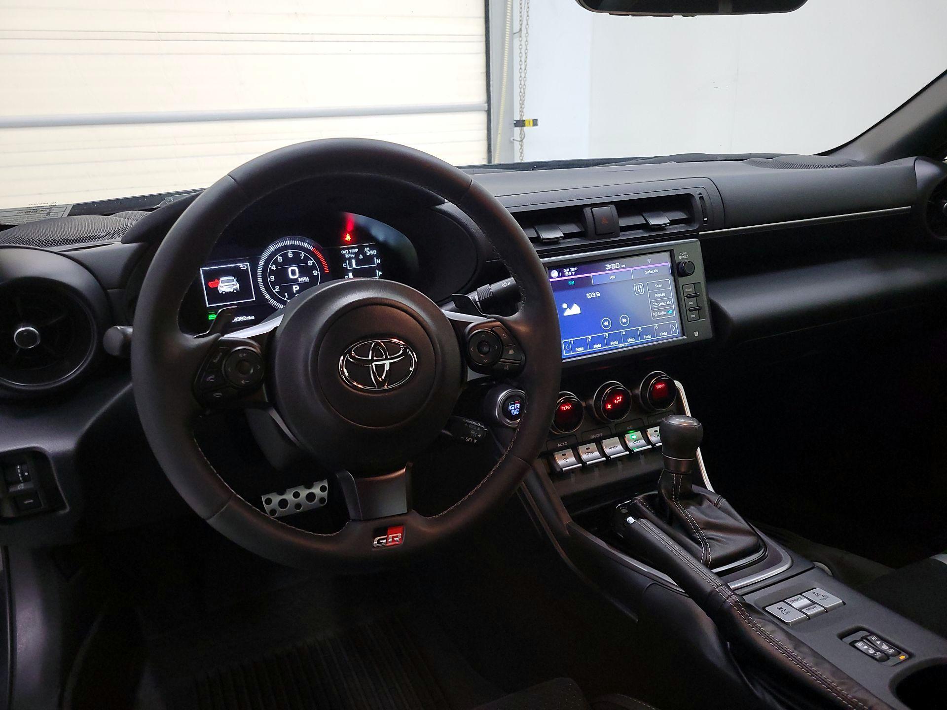Thumbnail: 2023 Toyota GR86 - 9