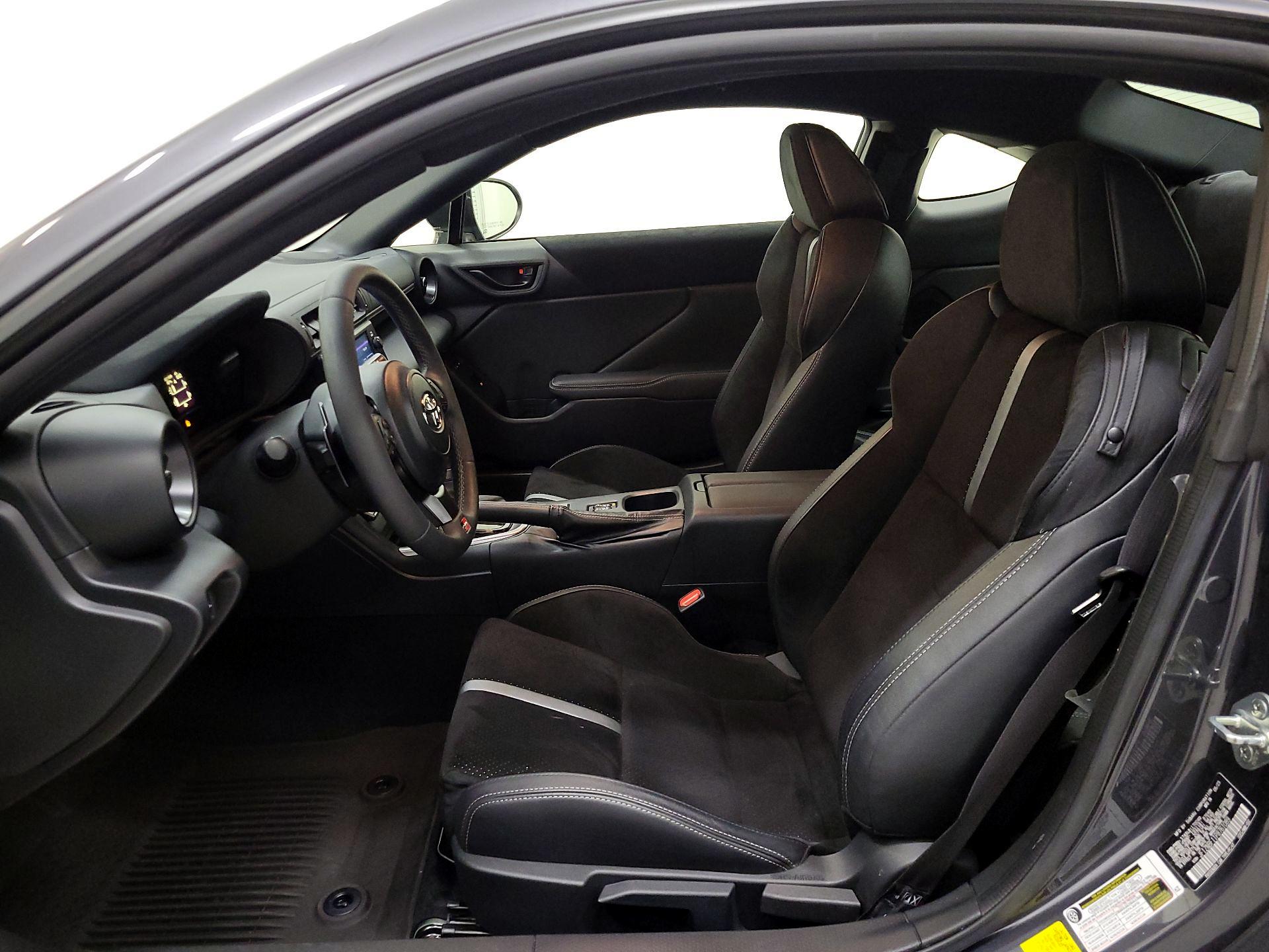 Thumbnail: 2023 Toyota GR86 - 11