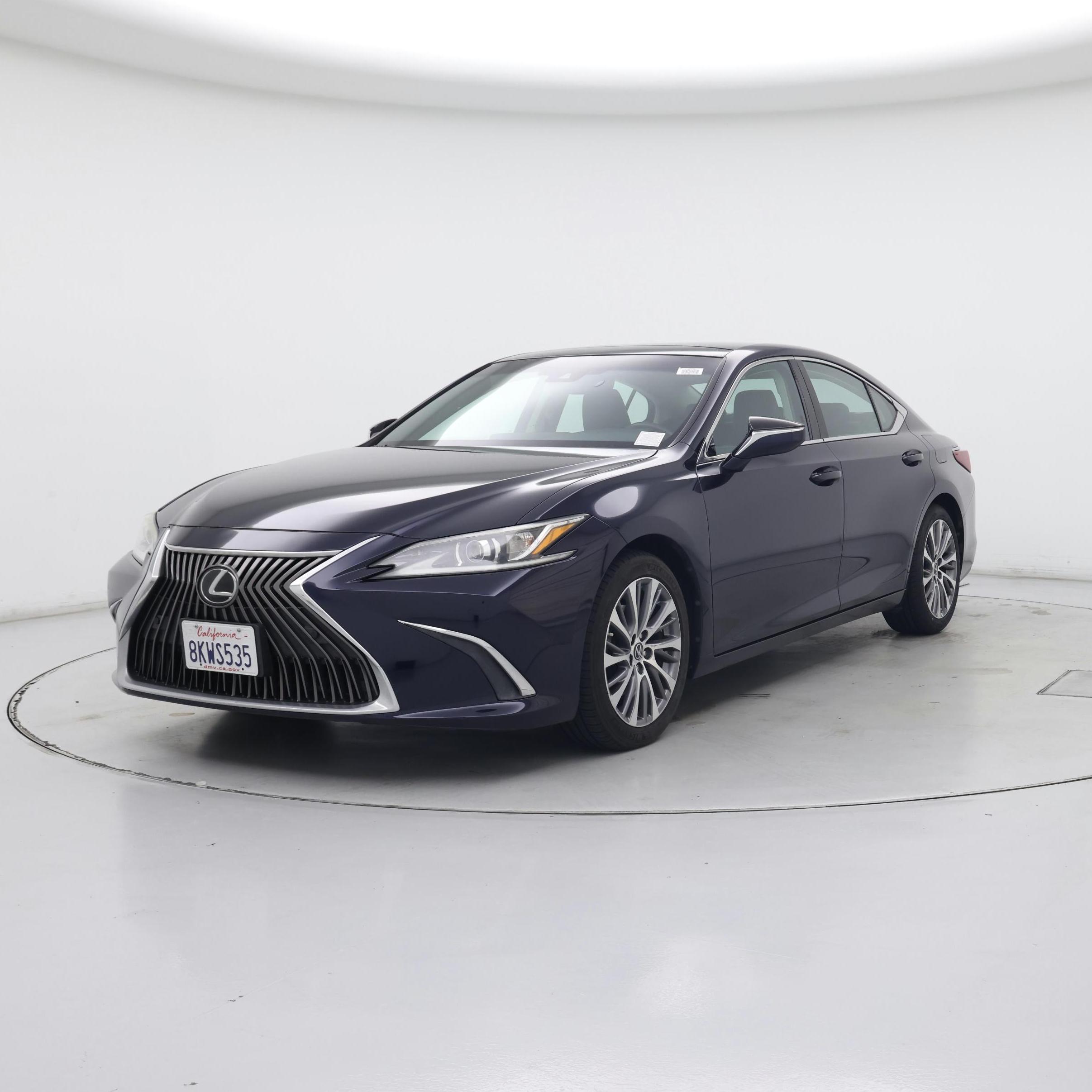 Thumbnail: 2019 Lexus ES - 4