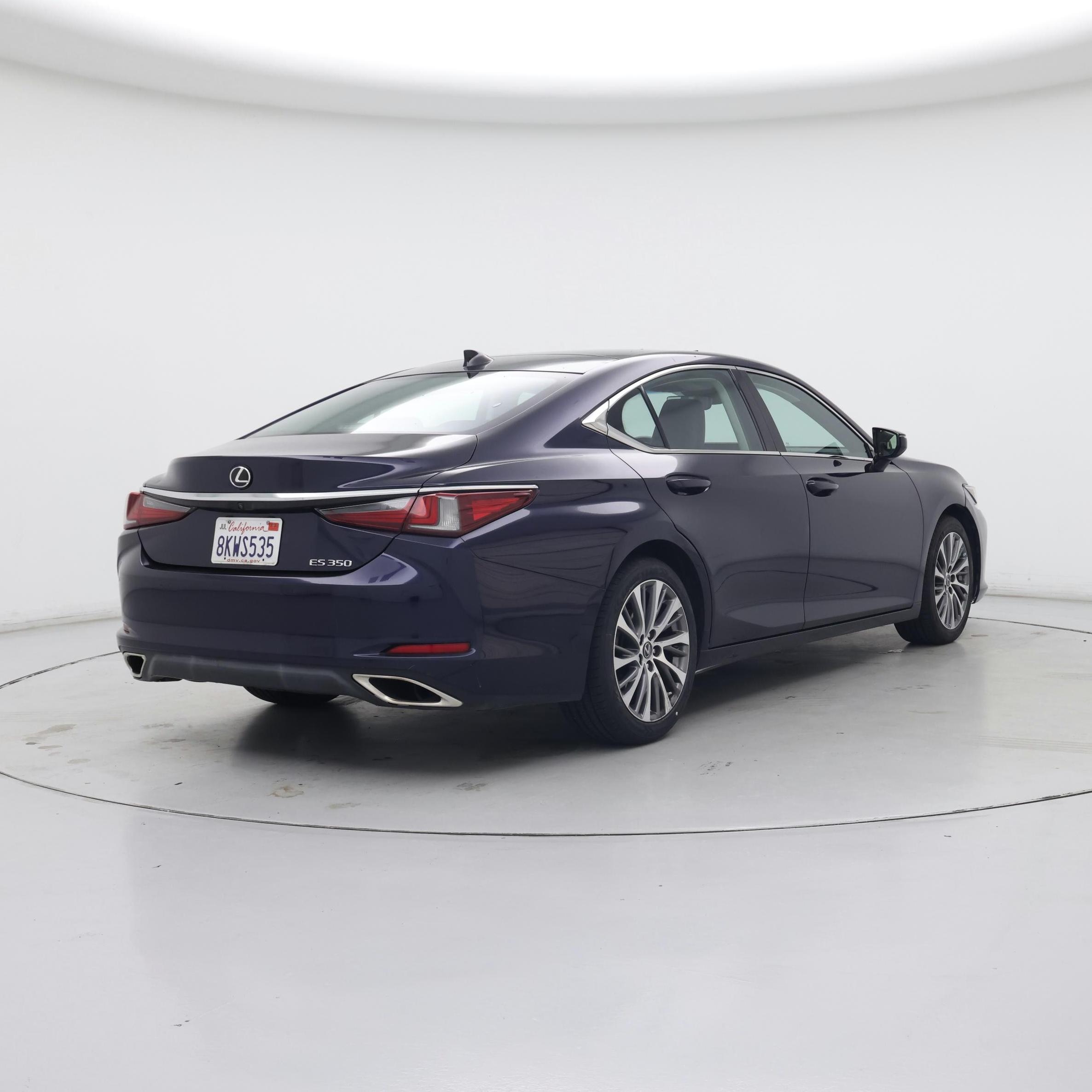 Thumbnail: 2019 Lexus ES - 8