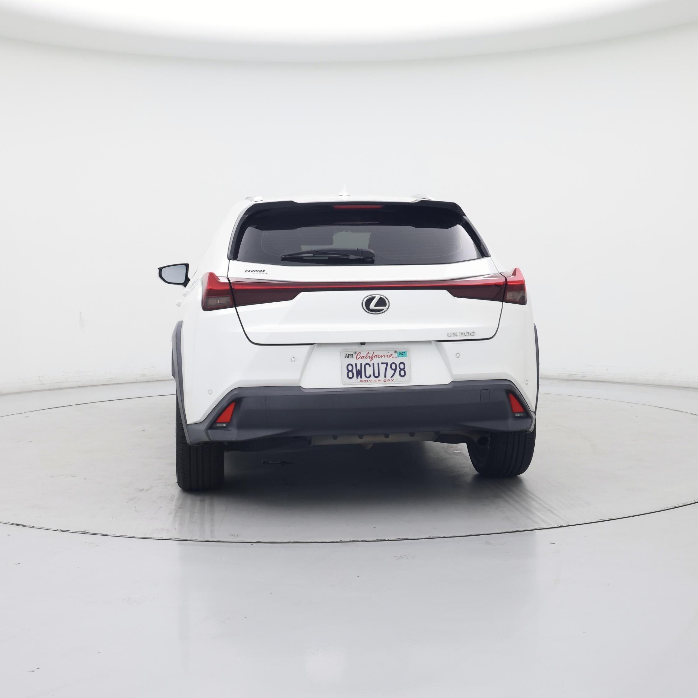 Thumbnail: 2021 Lexus UX - 6