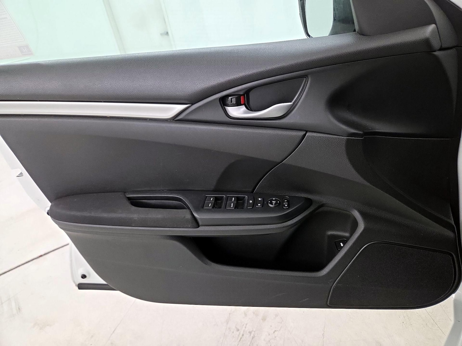 2019 Honda Civic LX - Photo 14