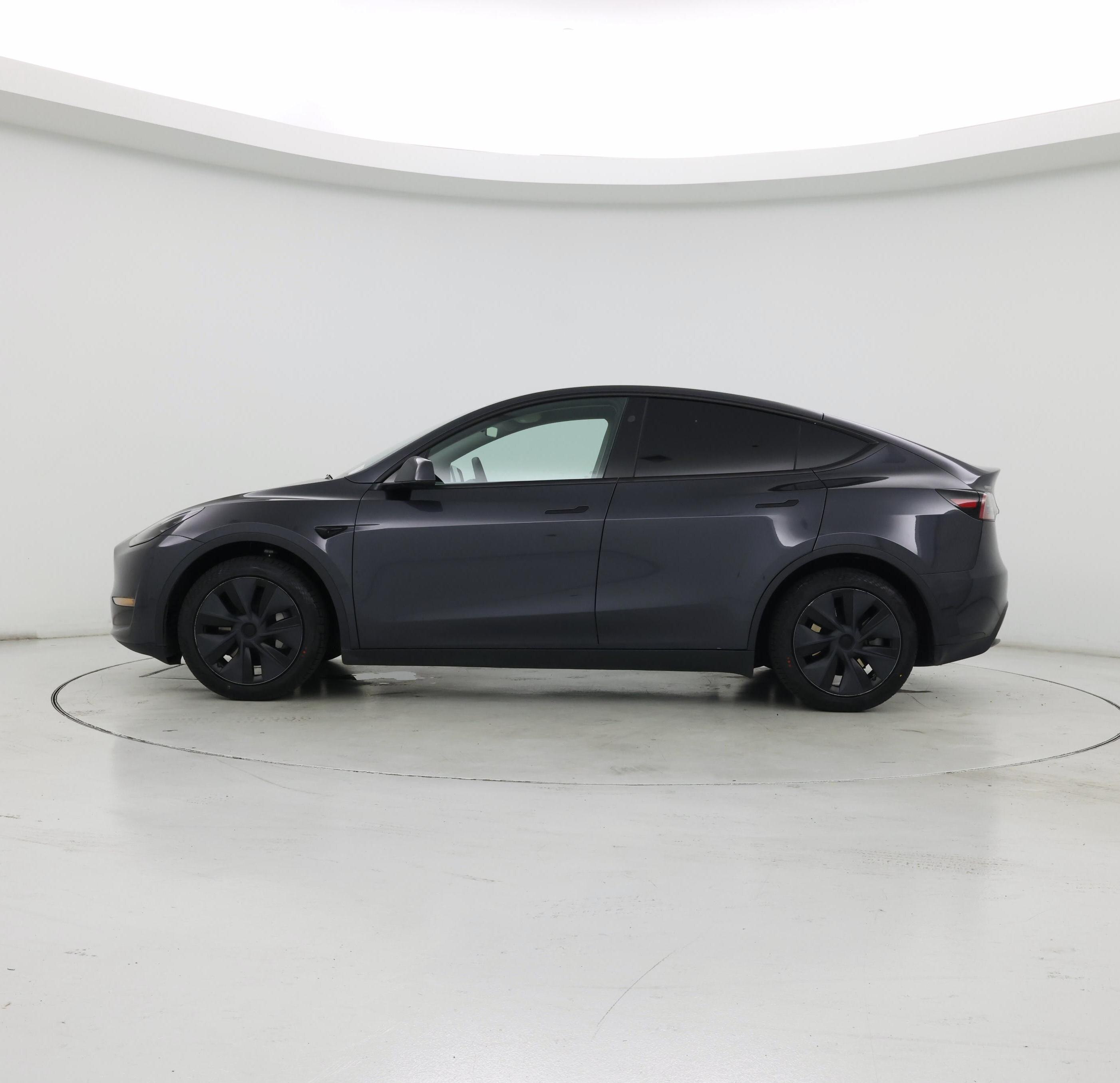 Thumbnail: 2024 Tesla Model Y - 3
