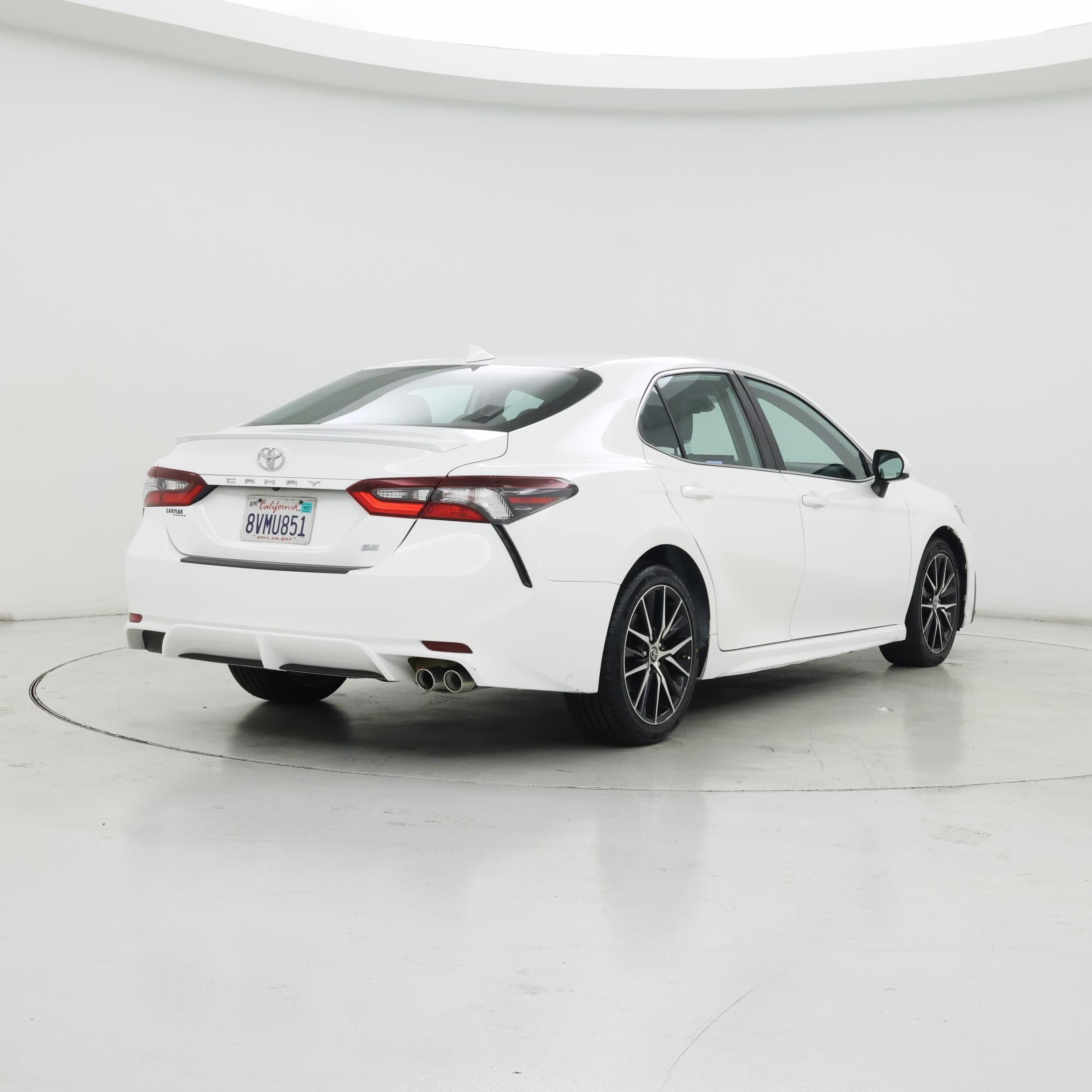 Thumbnail: 2021 Toyota Camry - 8