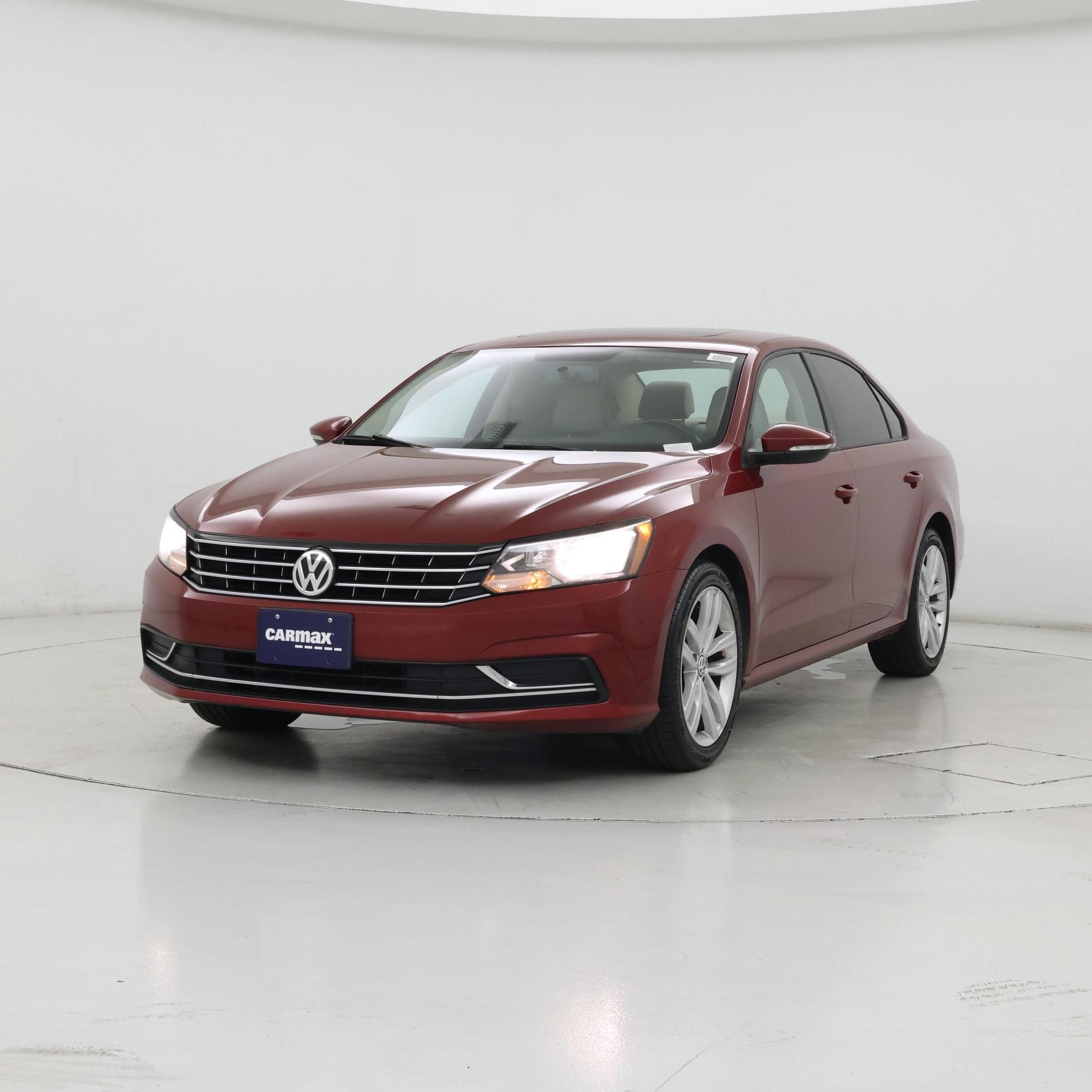 Thumbnail: 2019 Volkswagen Passat - 4