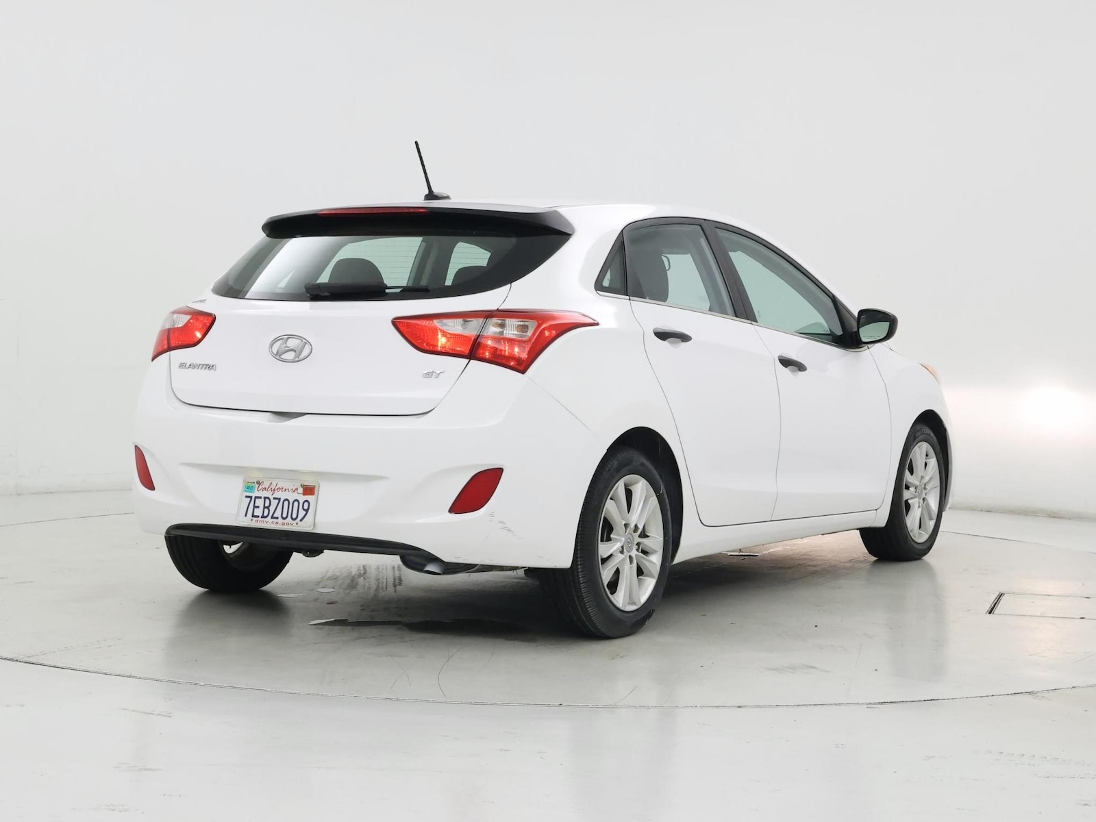 2014 Hyundai Elantra GT Base - Photo 9