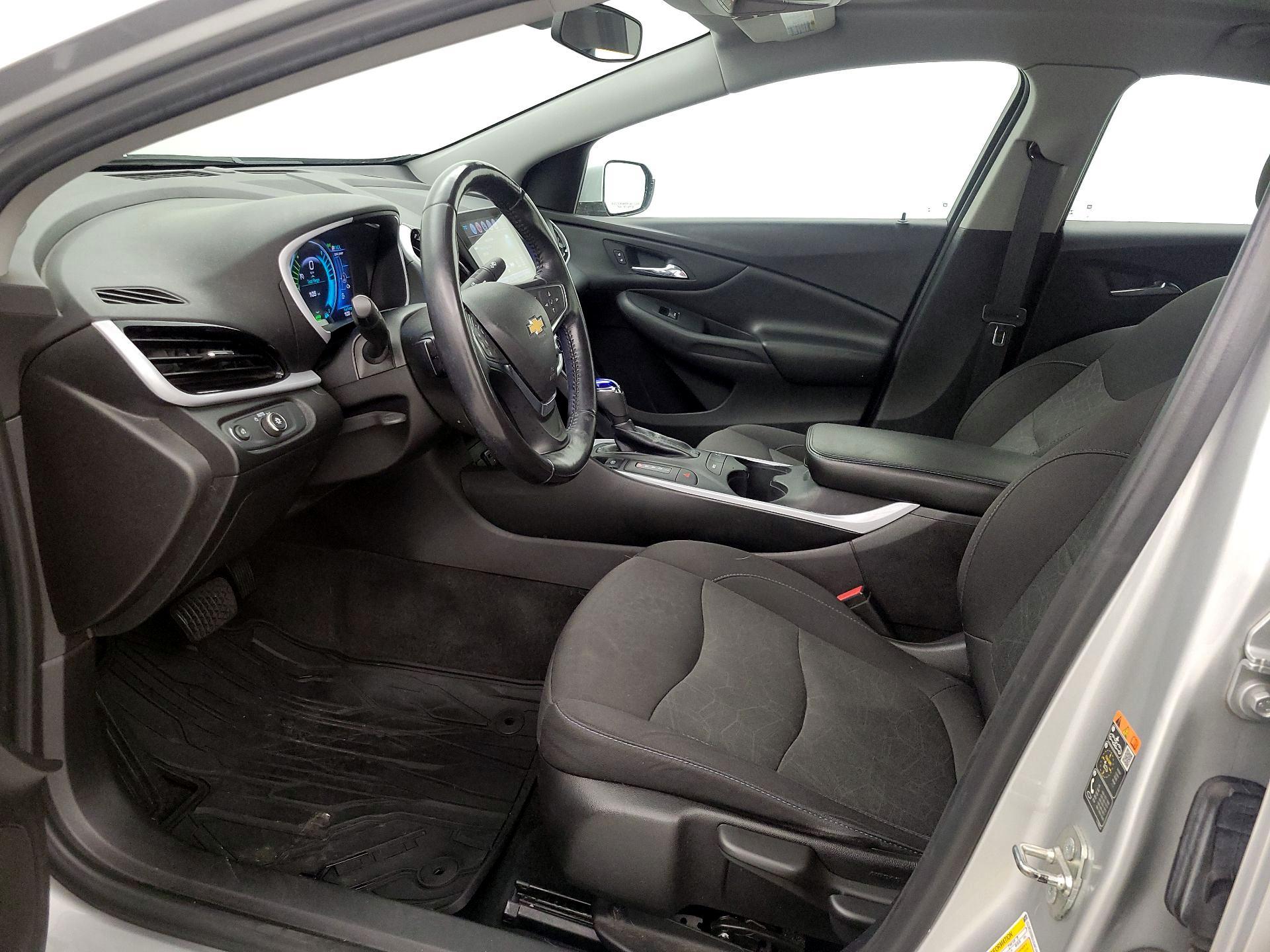 Thumbnail: 2018 Chevrolet Volt - 11