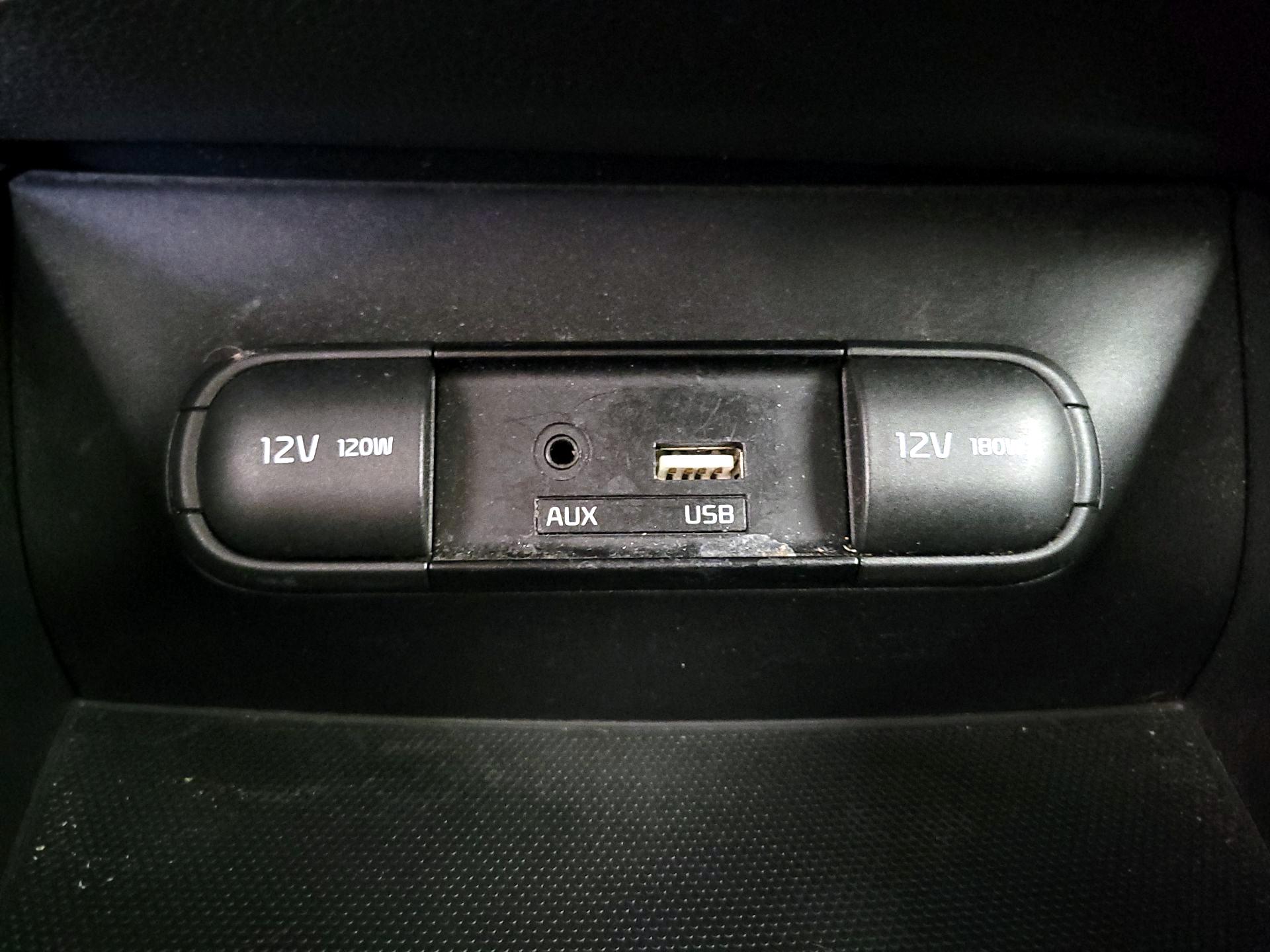 Thumbnail: 2019 Kia Soul - 18