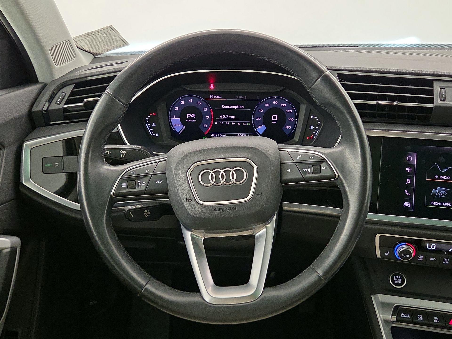 Thumbnail: 2021 Audi Q3 - 10