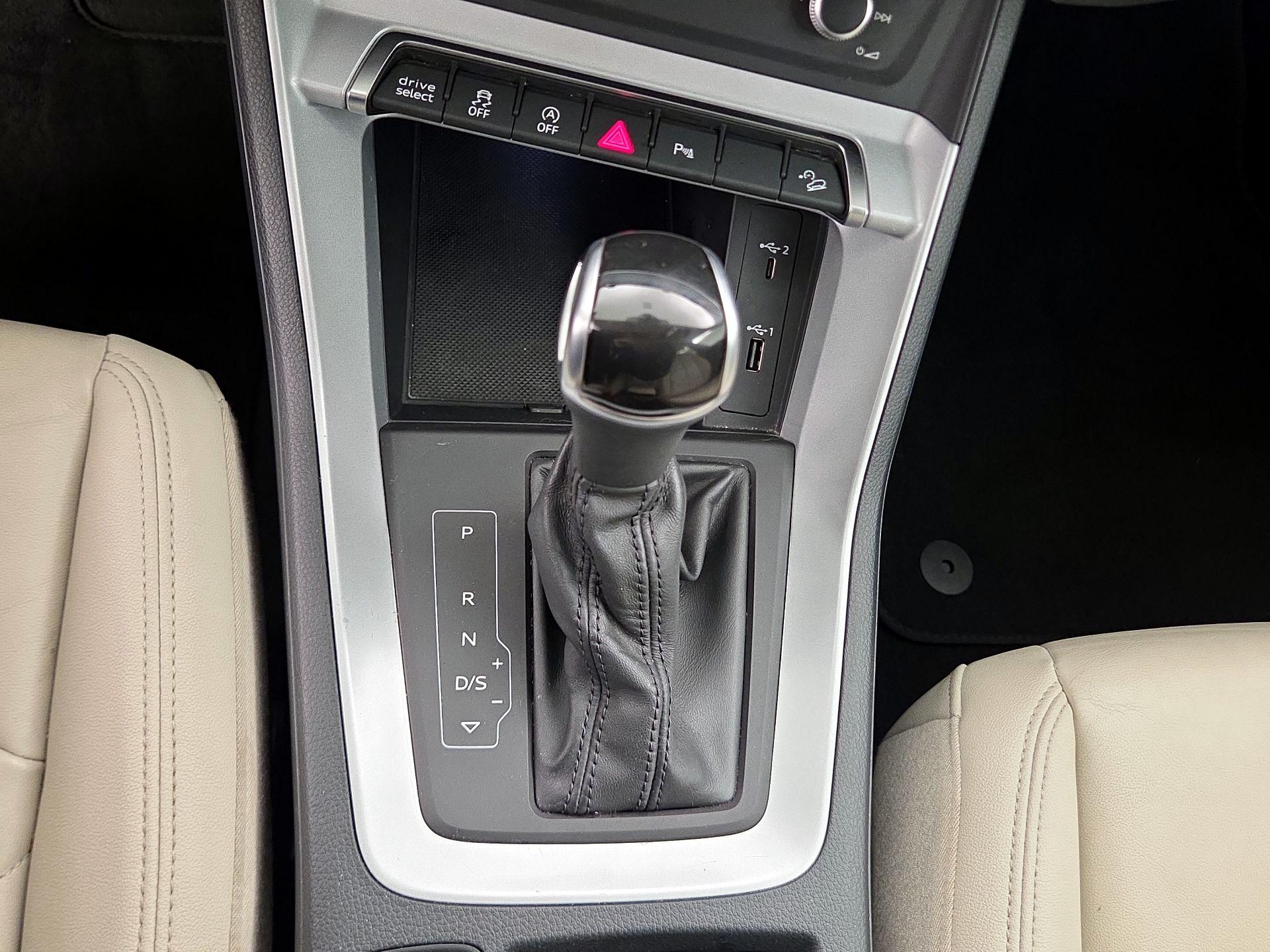 Thumbnail: 2021 Audi Q3 - 17