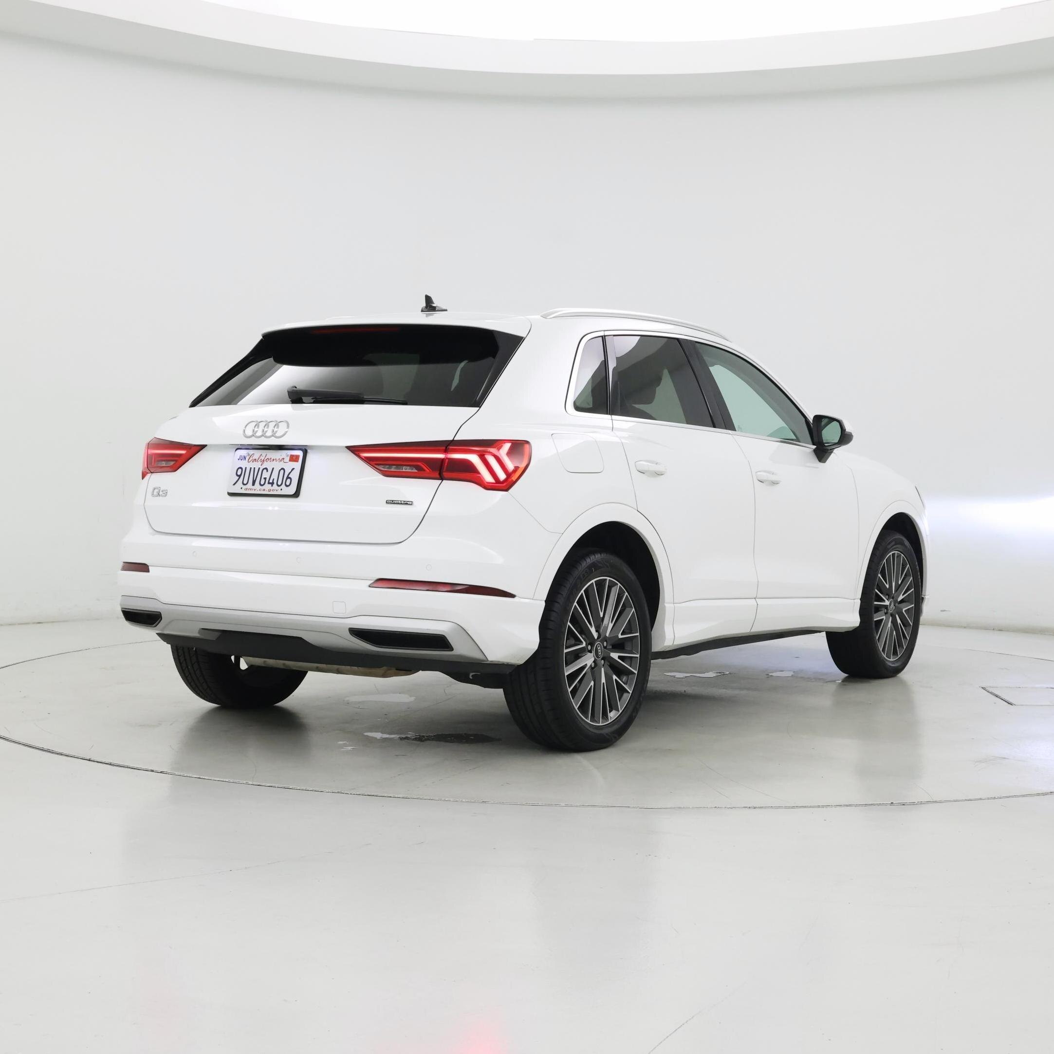 Thumbnail: 2021 Audi Q3 - 8