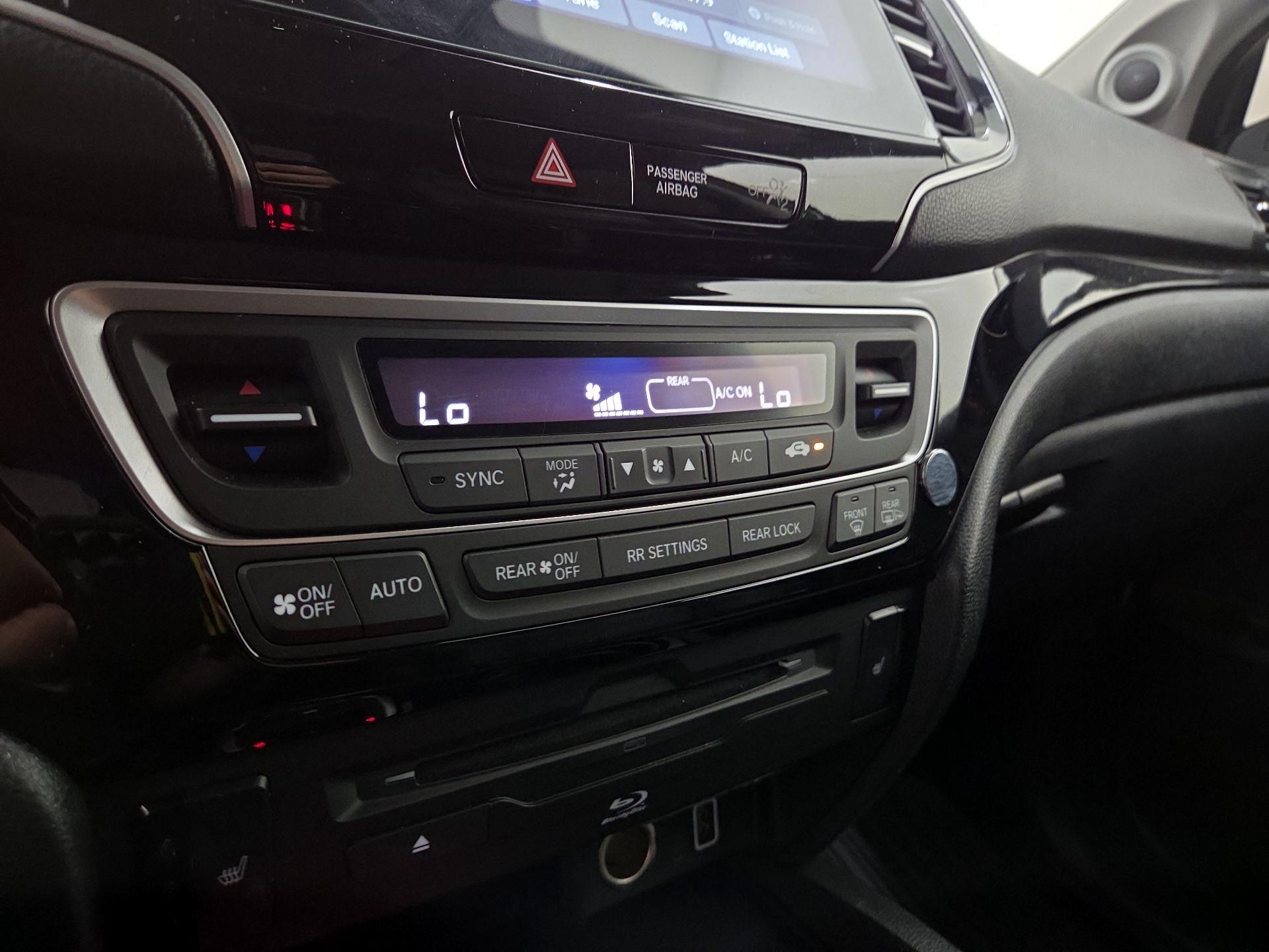 Thumbnail: 2022 Honda Pilot - 17