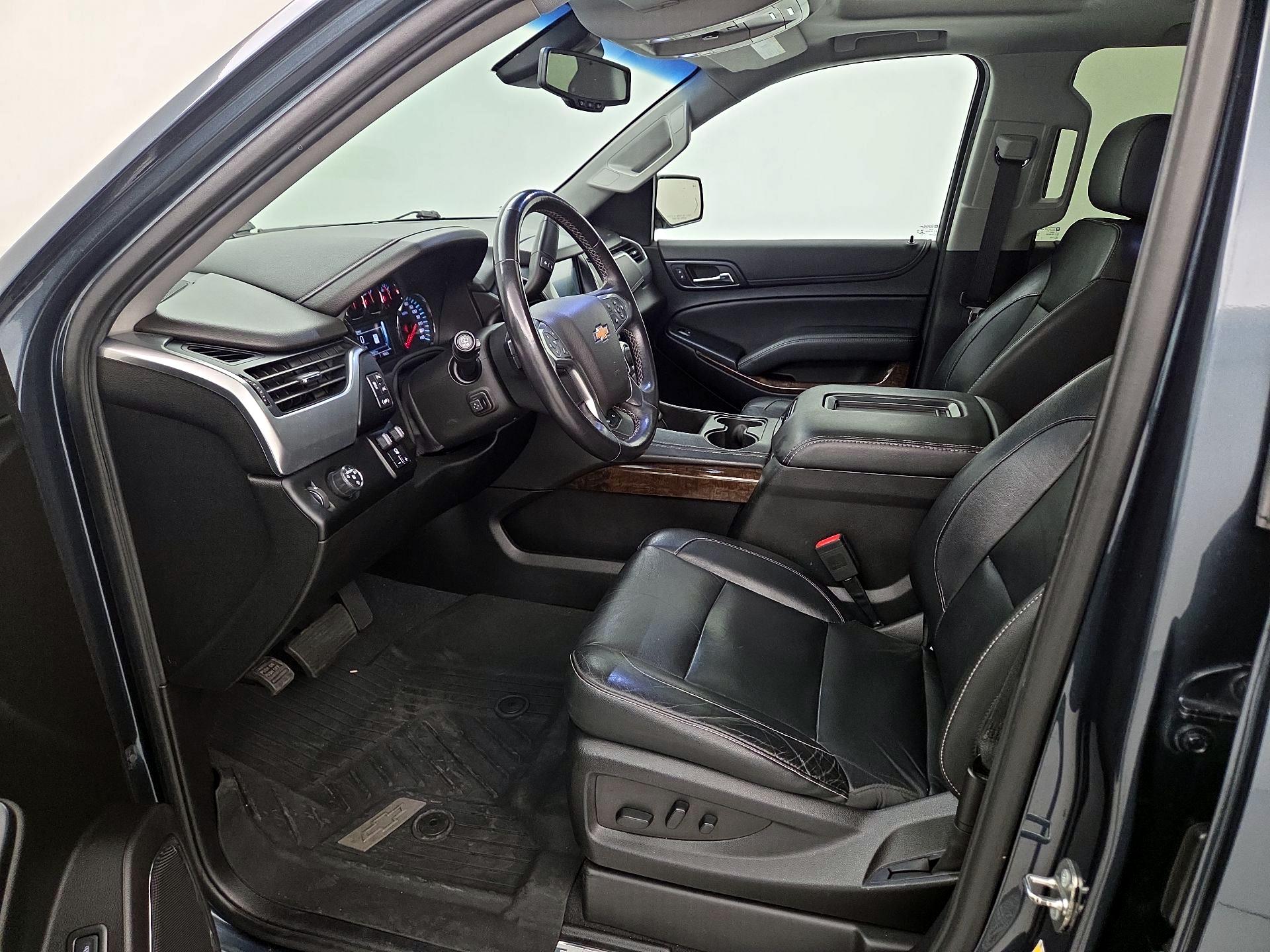 Thumbnail: 2019 Chevrolet Tahoe - 11