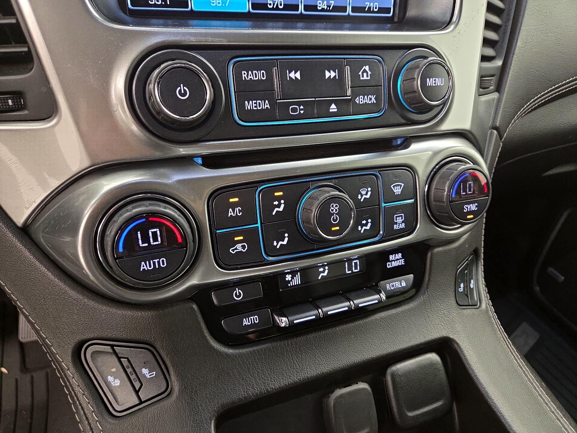 Thumbnail: 2019 Chevrolet Tahoe - 17