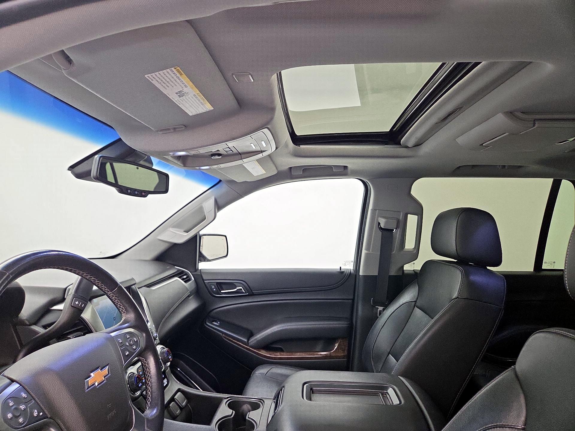 Thumbnail: 2019 Chevrolet Tahoe - 20