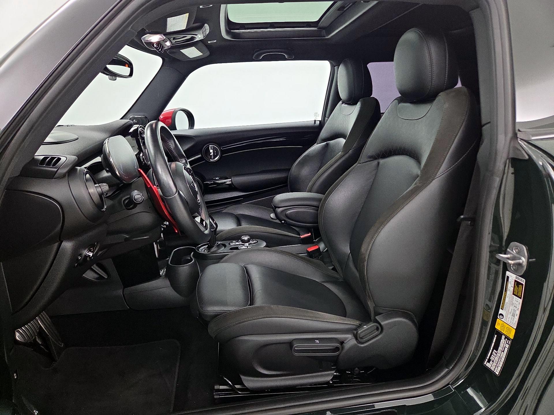 Thumbnail: 2023 MINI Cooper Hardtop - 11