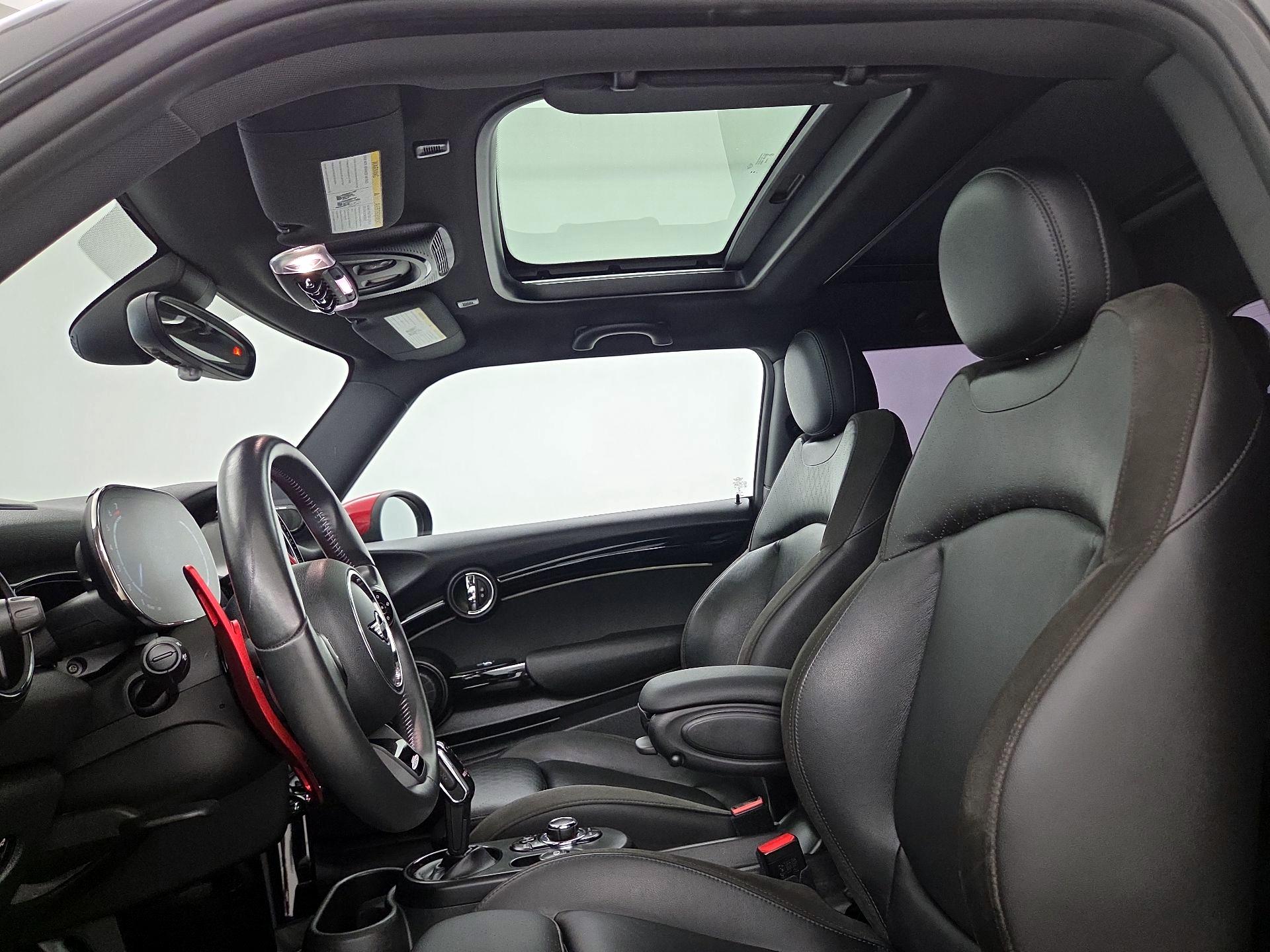 Thumbnail: 2023 MINI Cooper Hardtop - 20