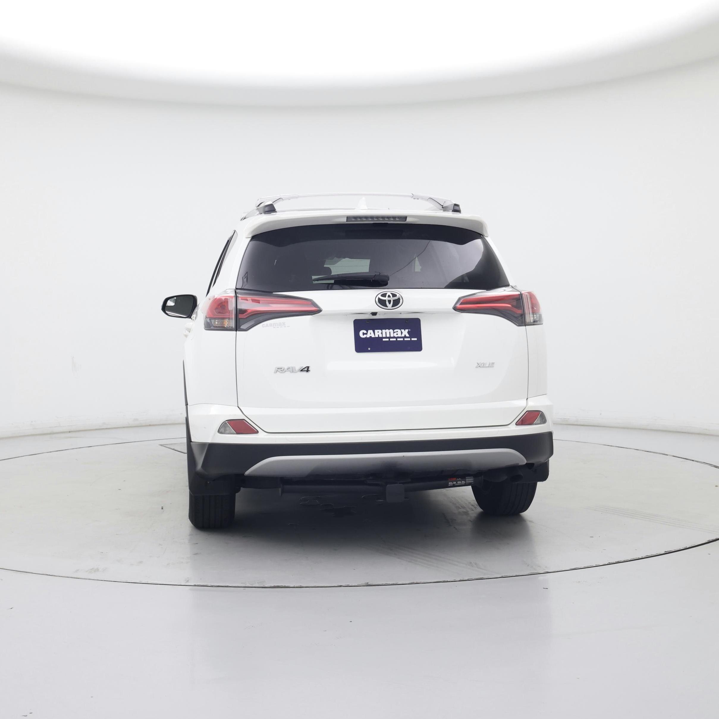 Thumbnail: 2018 Toyota RAV4 - 6