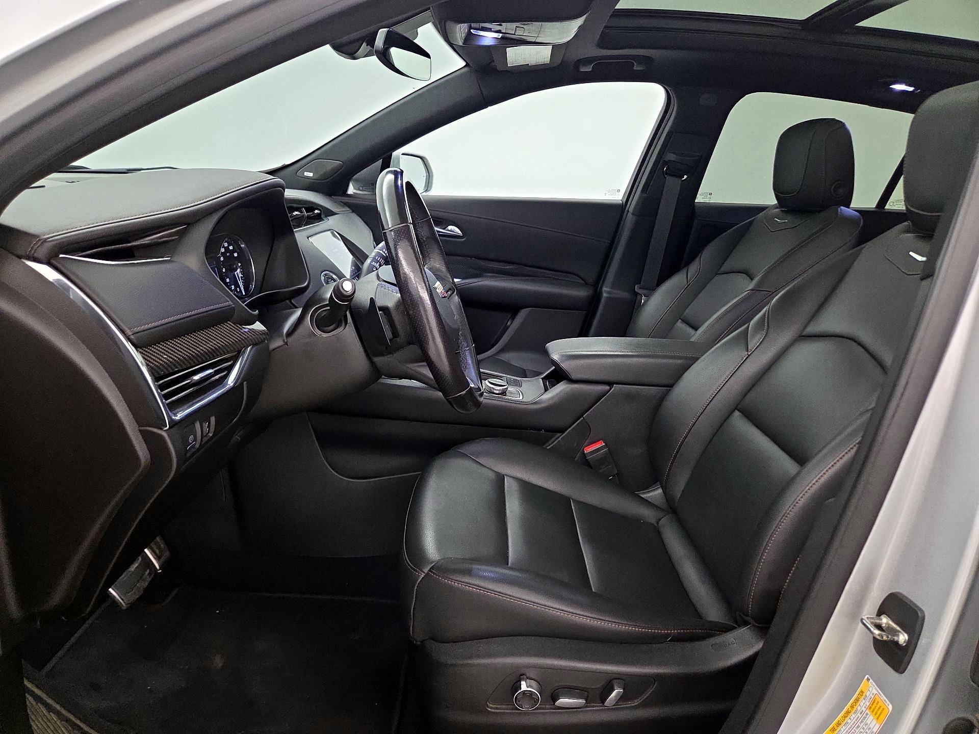 Thumbnail: 2019 Cadillac XT4 - 11