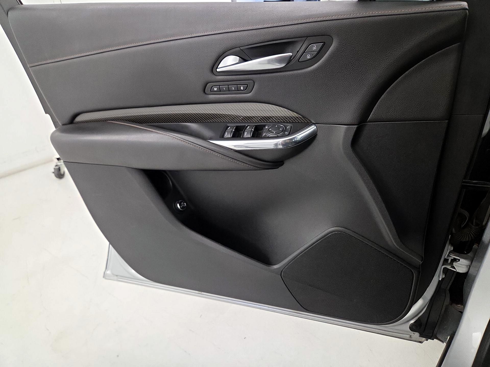 Thumbnail: 2019 Cadillac XT4 - 12