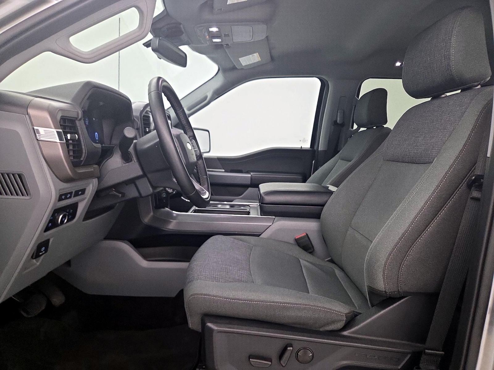 Power Seat(s) & Side Airbags