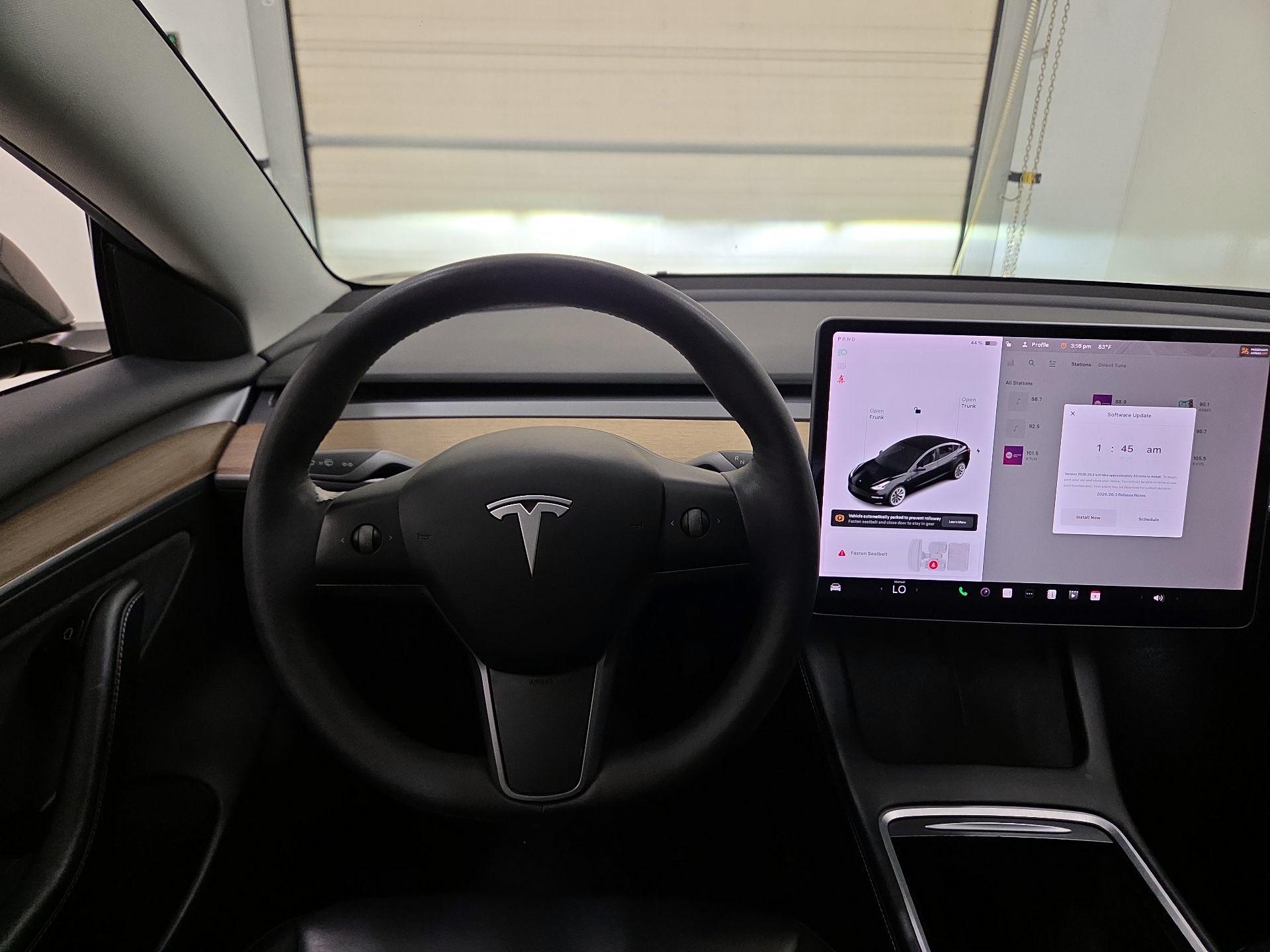 Thumbnail: 2022 Tesla Model 3 - 10
