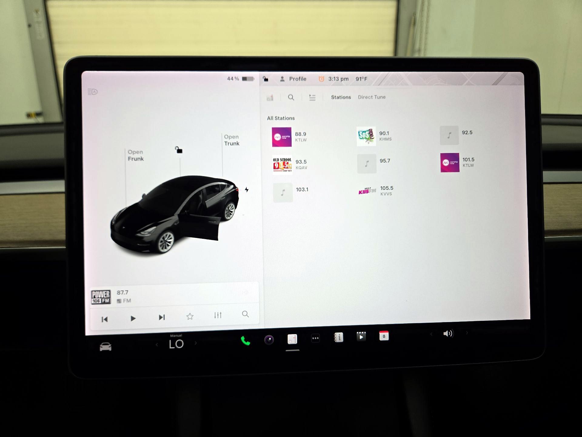 Thumbnail: 2022 Tesla Model 3 - 14