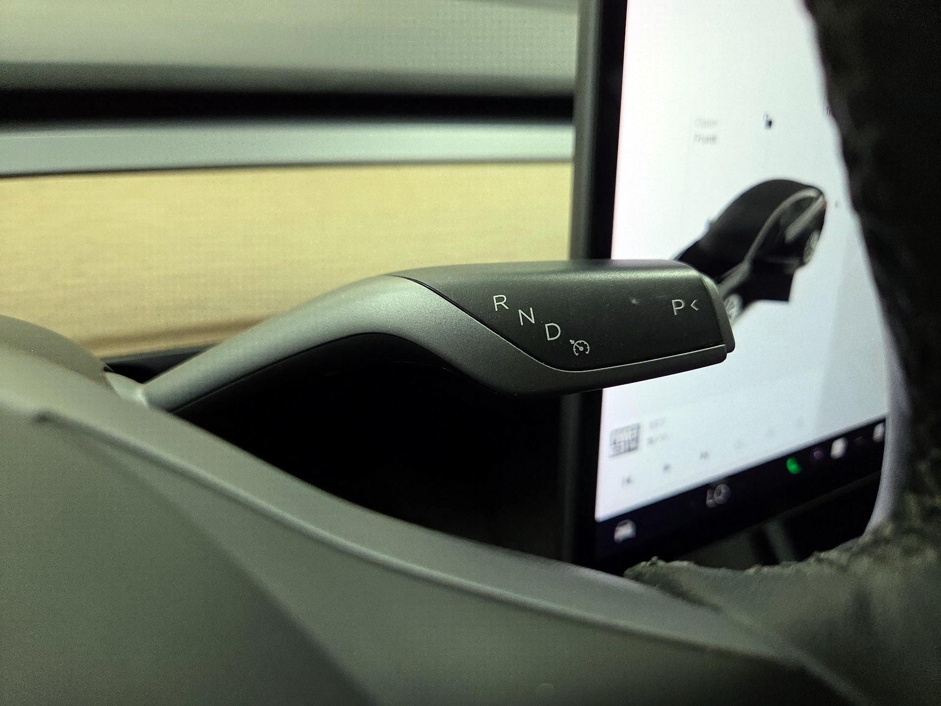 Thumbnail: 2022 Tesla Model 3 - 16