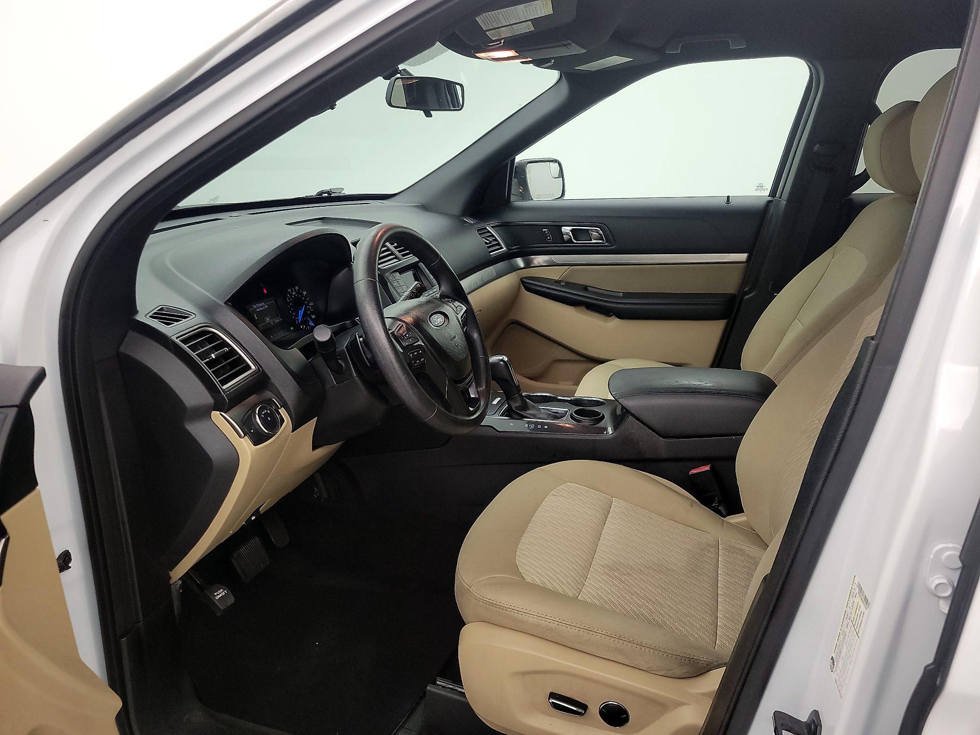 Thumbnail: 2017 Ford Explorer - 11