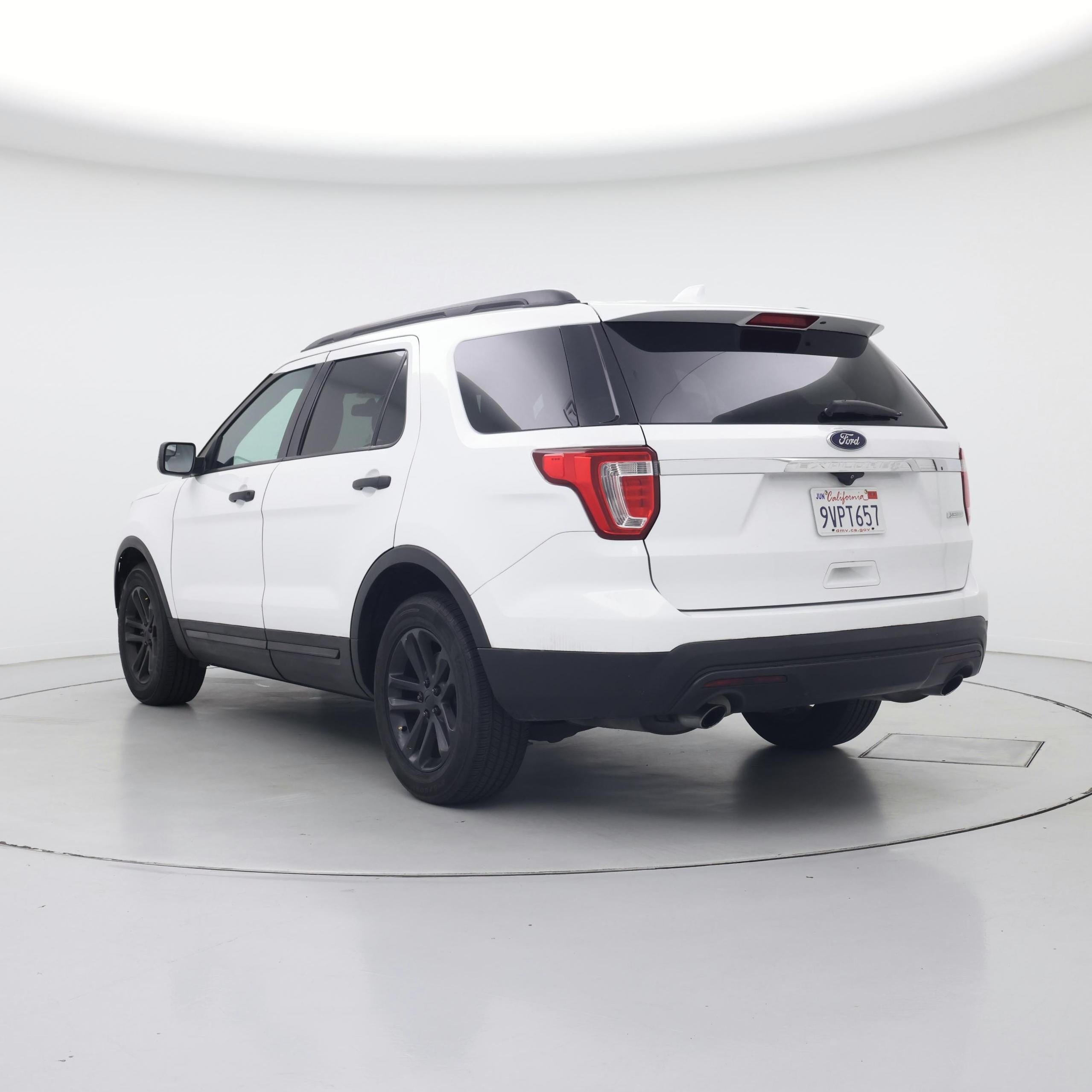Thumbnail: 2017 Ford Explorer - 2