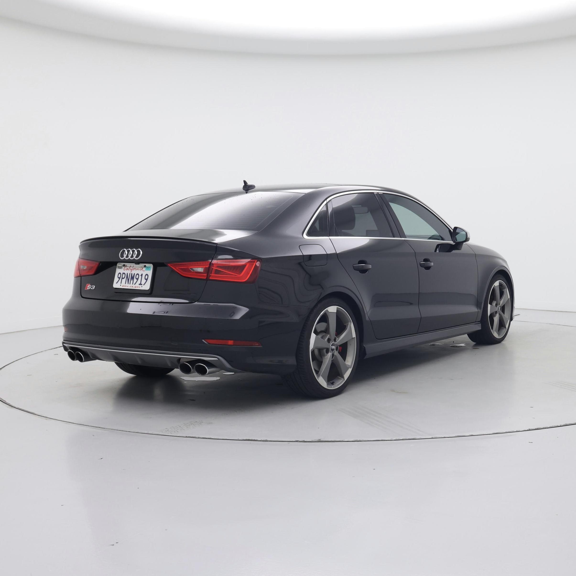 Thumbnail: 2016 Audi S3 - 8