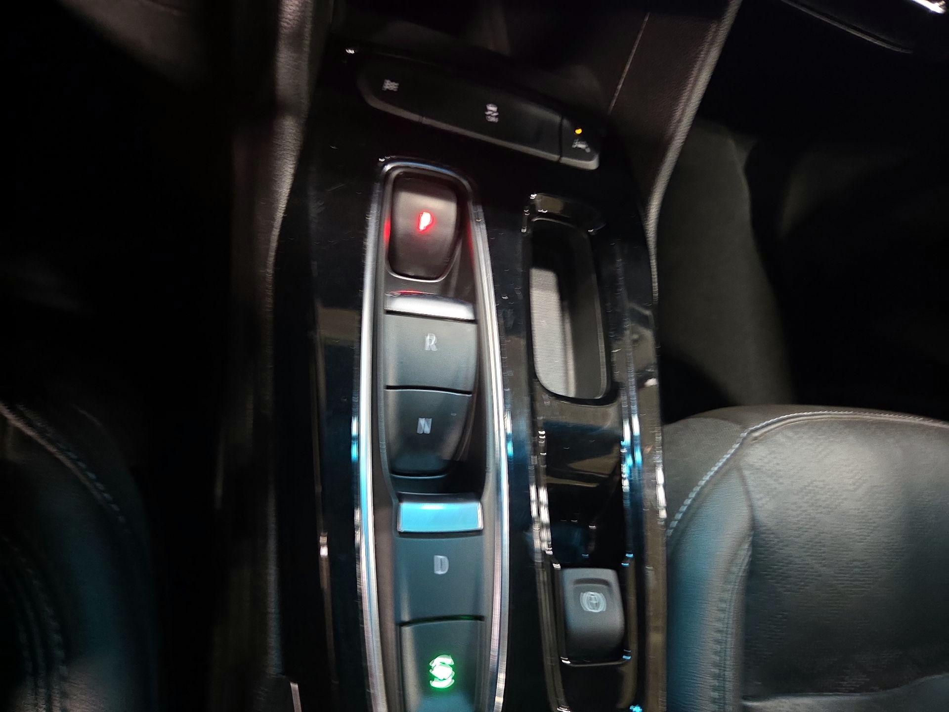 Thumbnail: 2023 Chevrolet Bolt EV - 17
