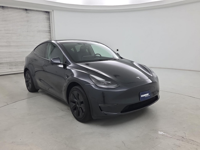 2025 Tesla Model Y Long Range