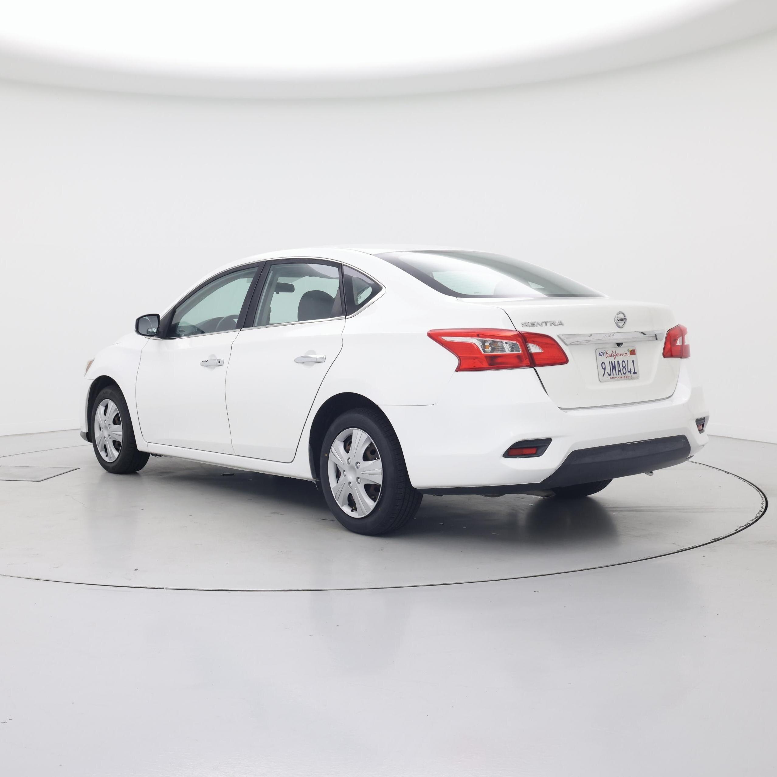 Thumbnail: 2017 Nissan Sentra - 2