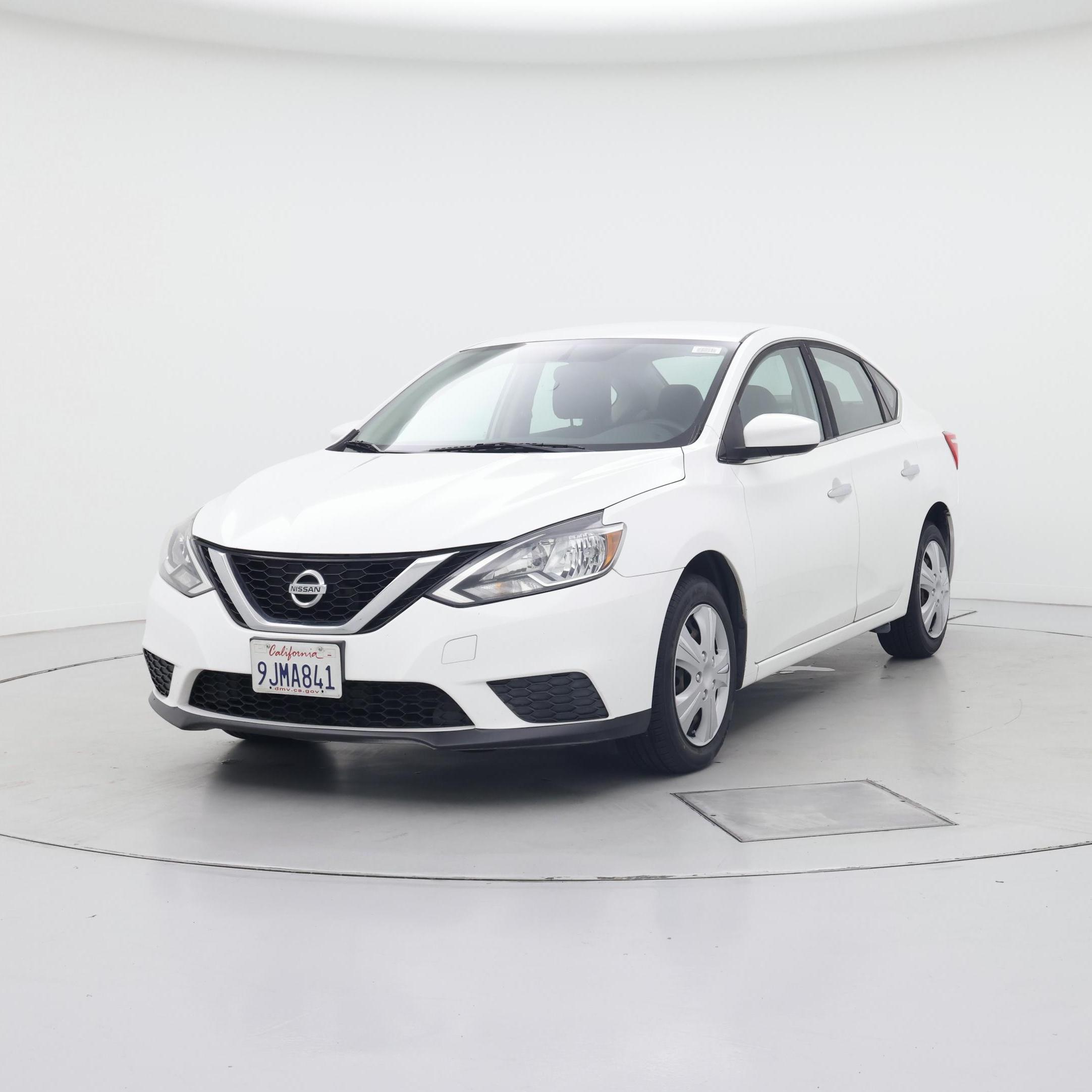 Thumbnail: 2017 Nissan Sentra - 4
