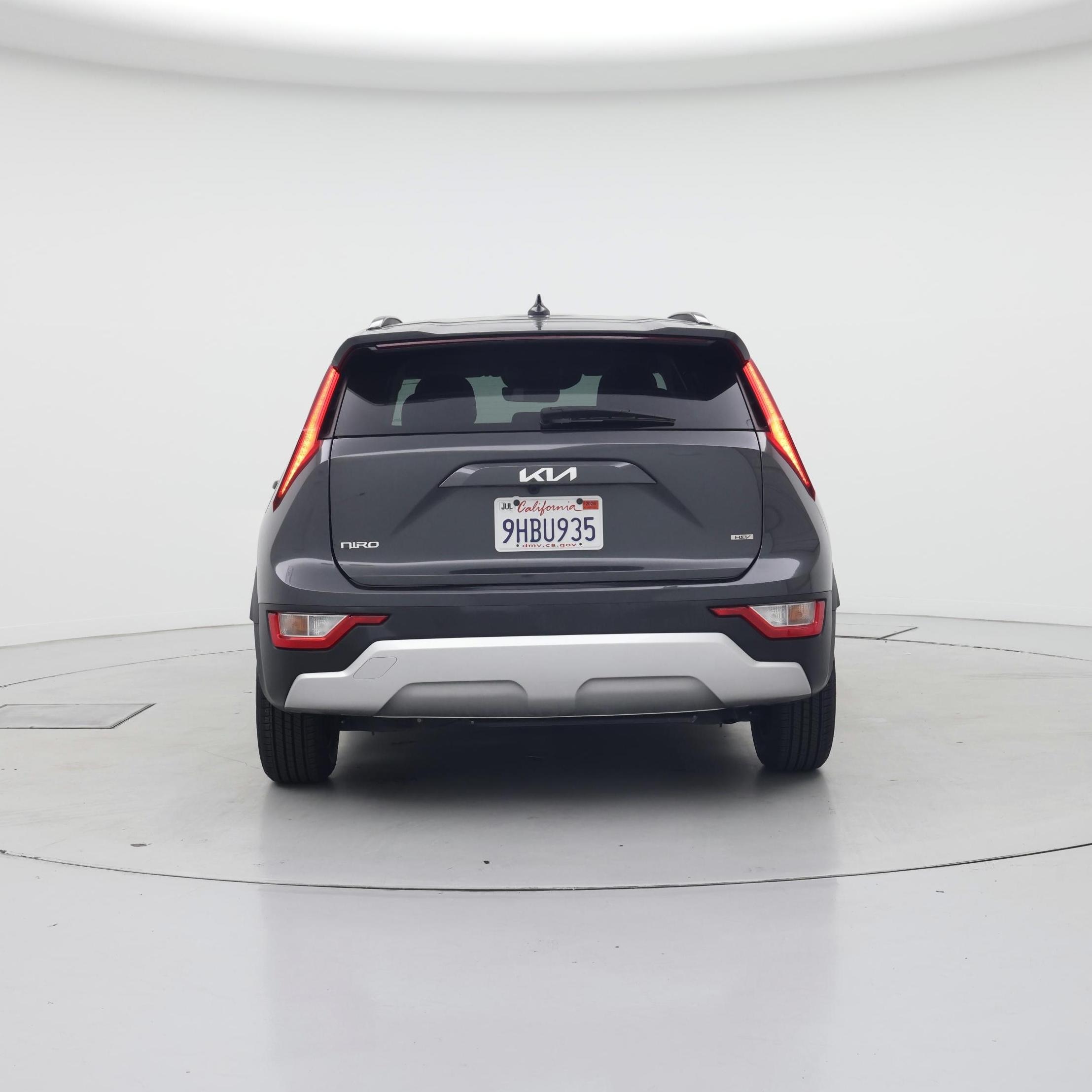 Thumbnail: 2023 Kia Niro - 6
