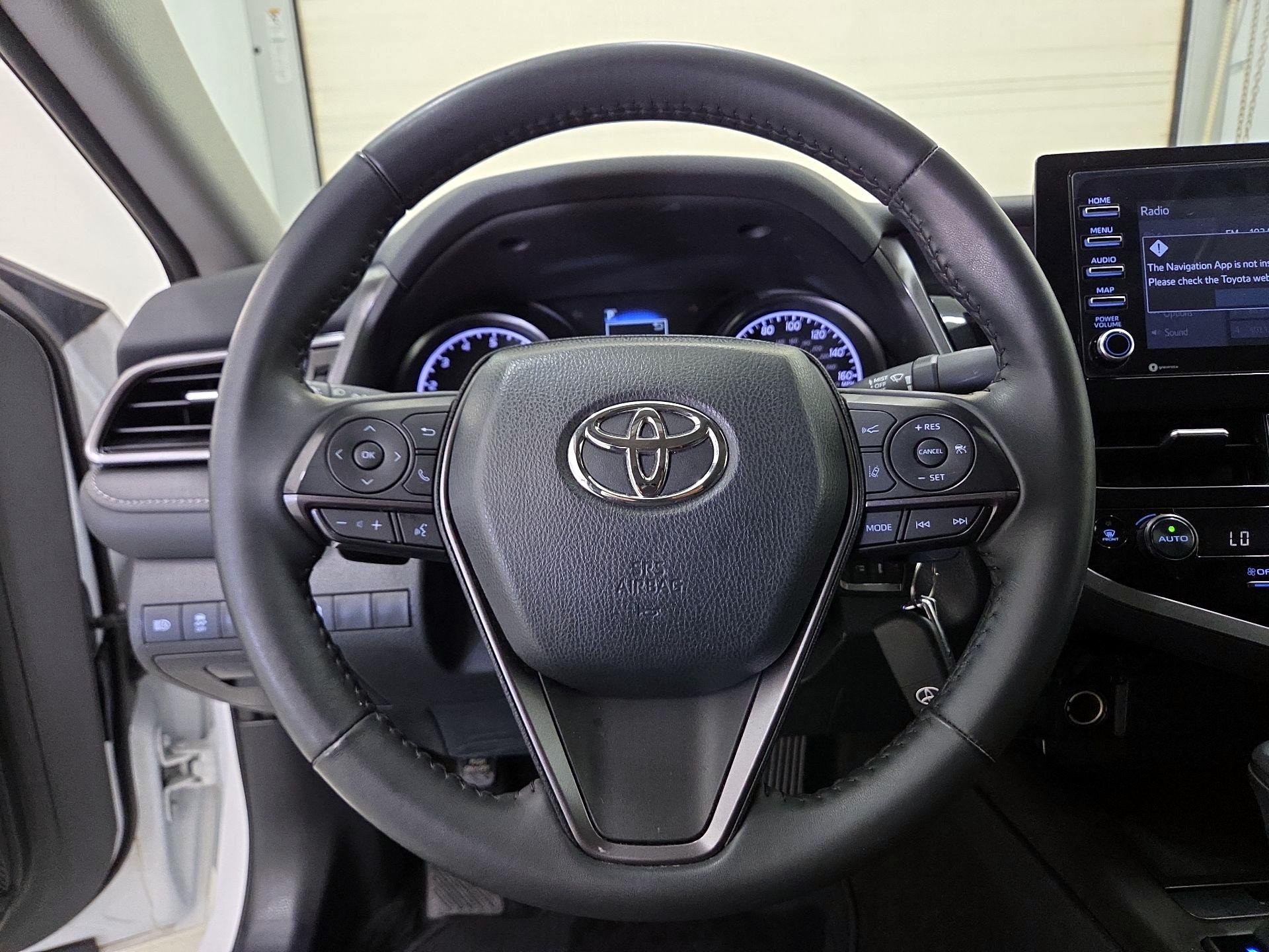 Thumbnail: 2024 Toyota Camry - 10