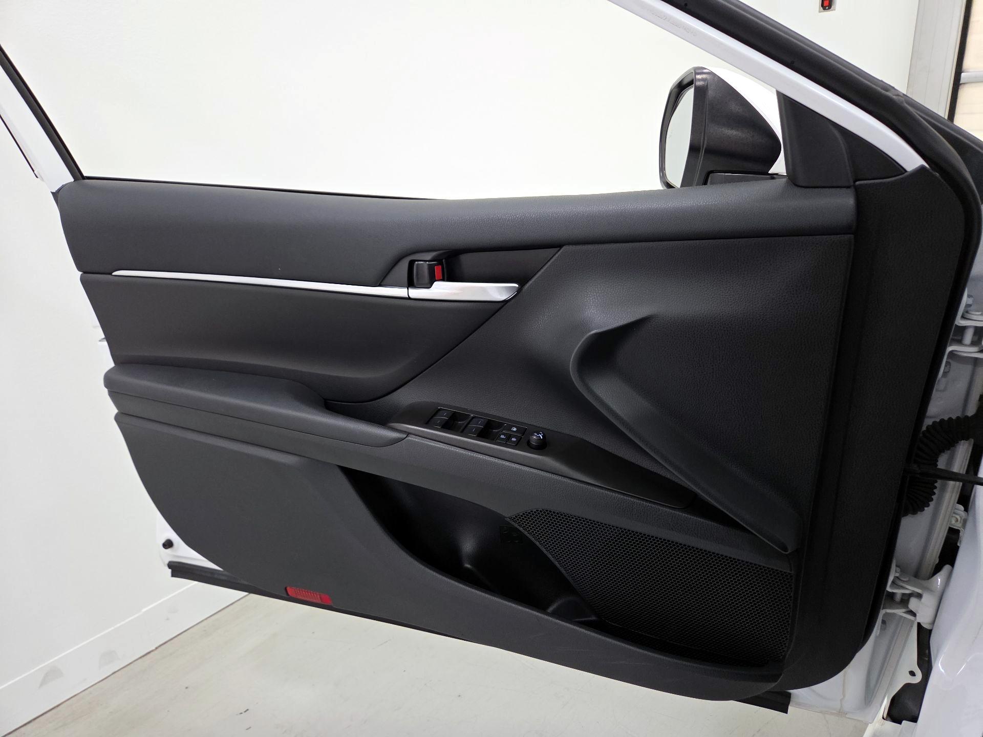 Thumbnail: 2024 Toyota Camry - 12