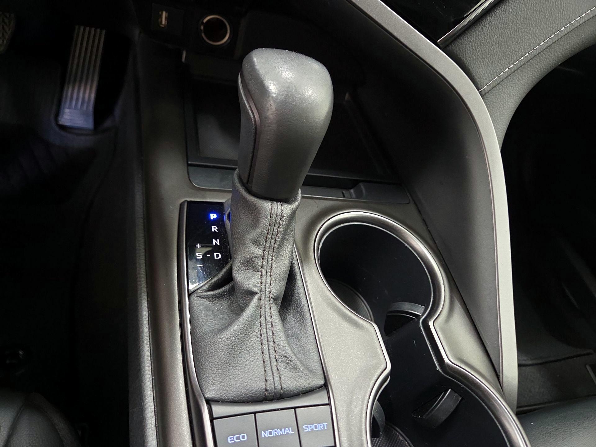 Thumbnail: 2024 Toyota Camry - 17