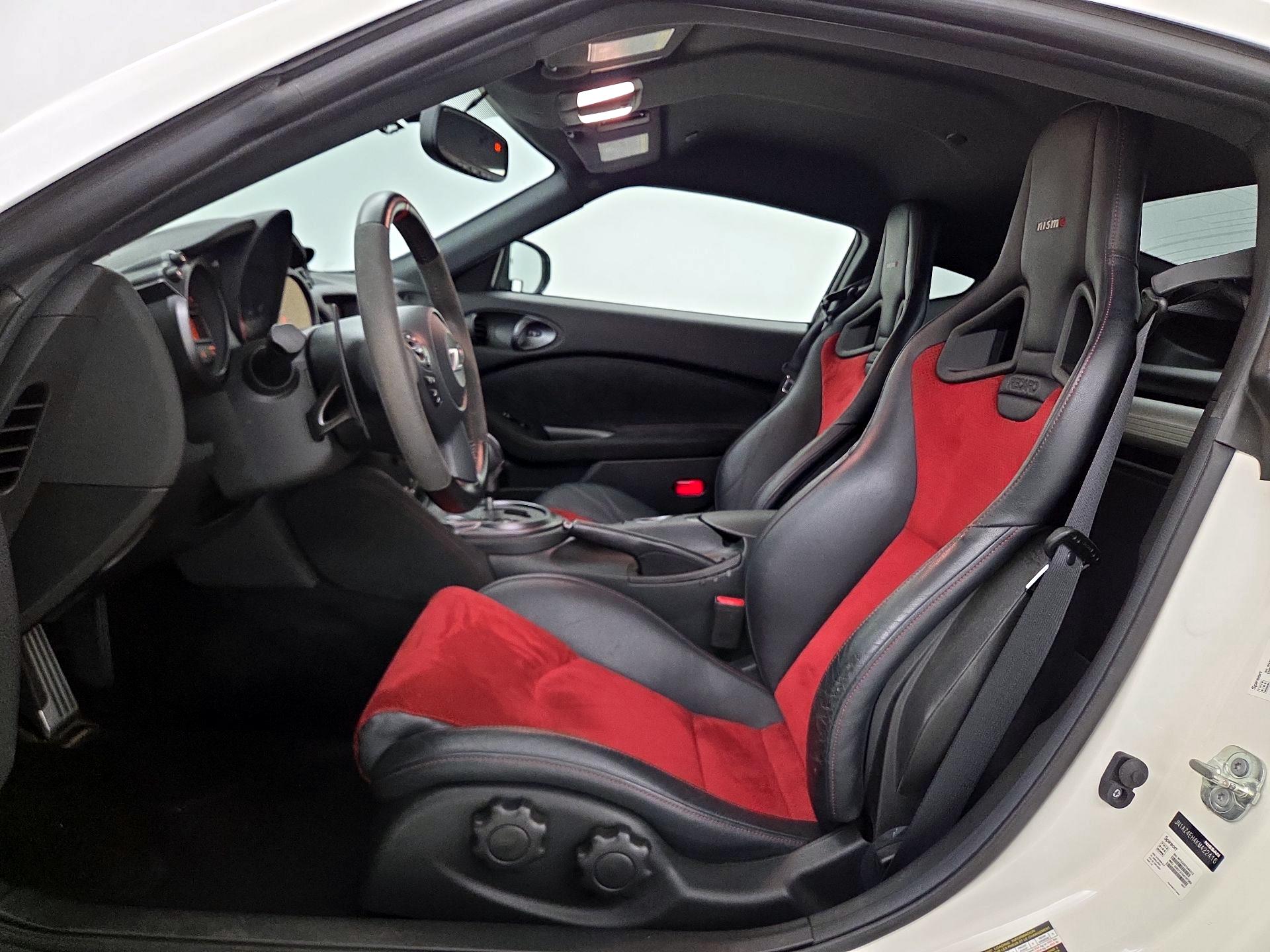 Thumbnail: 2019 Nissan Z - 11