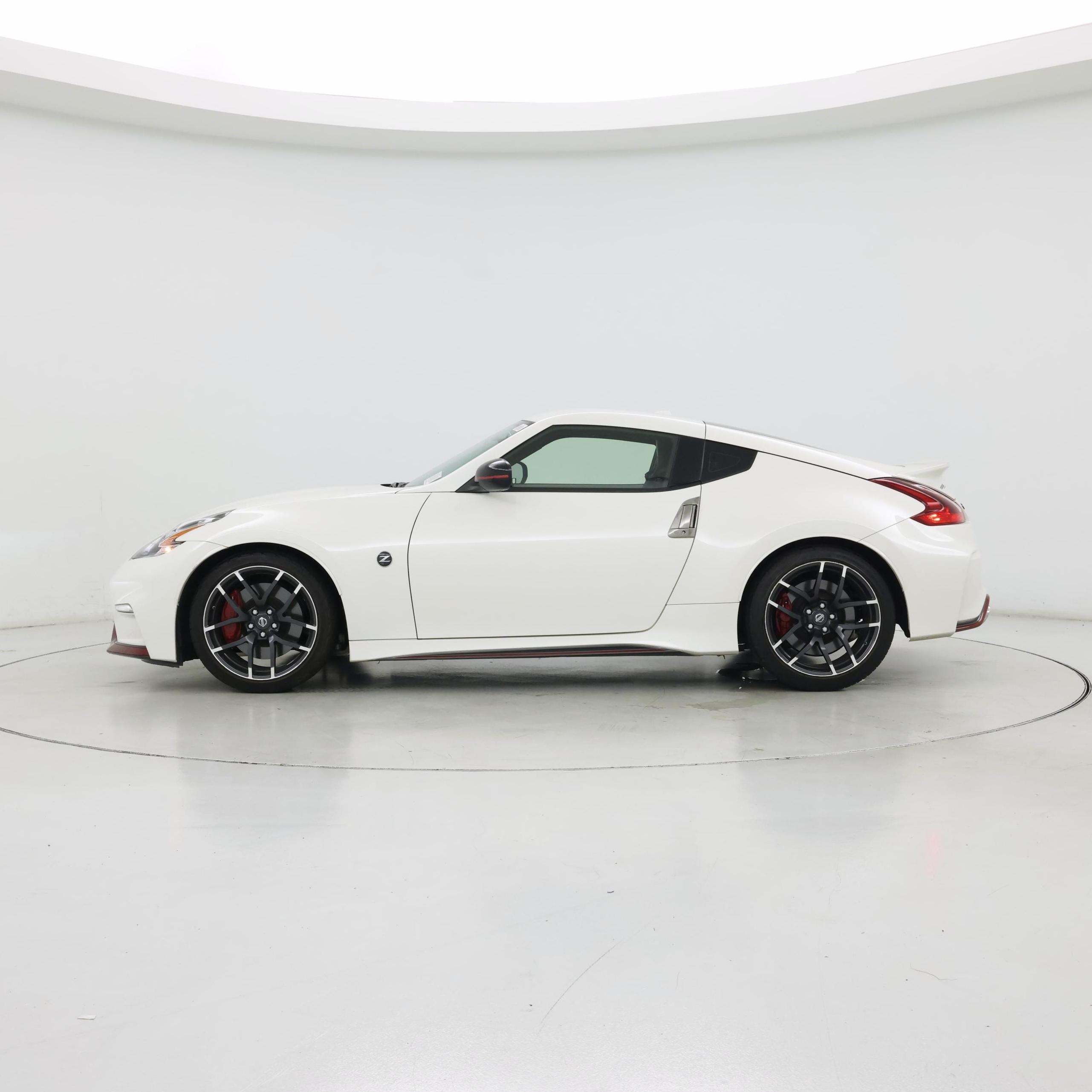 Thumbnail: 2019 Nissan Z - 3