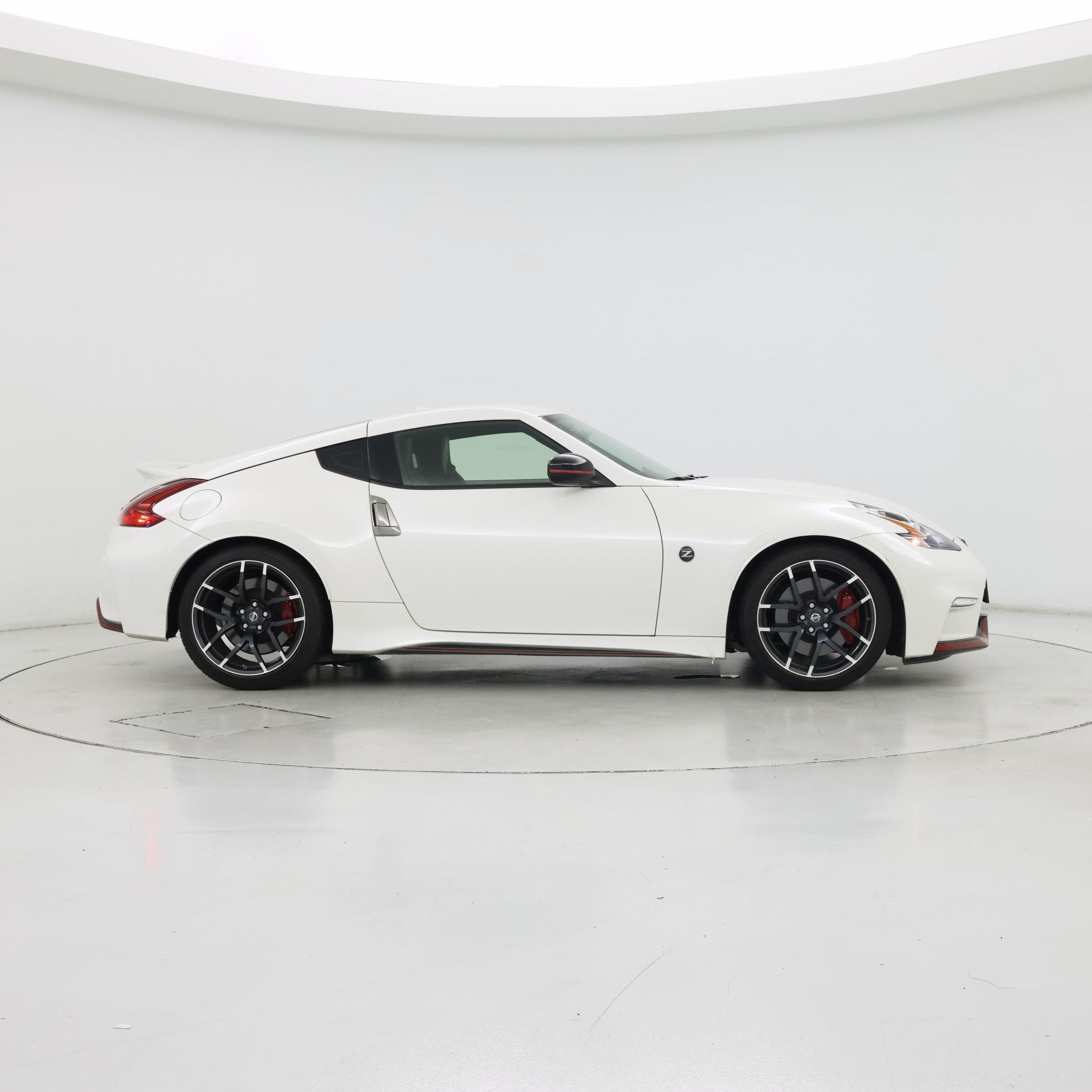 Thumbnail: 2019 Nissan Z - 7
