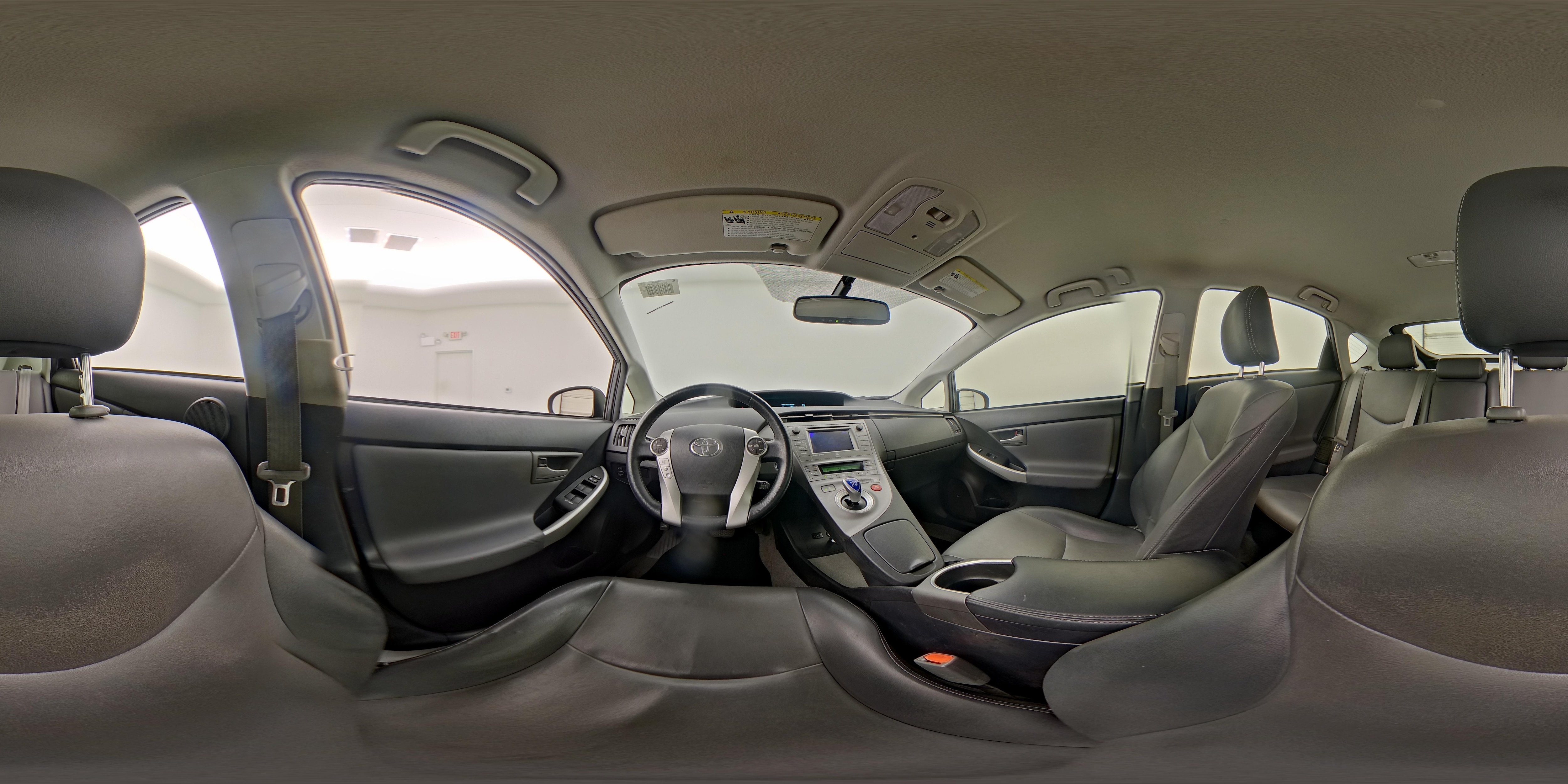 2014 Toyota Prius Four - Photo 25