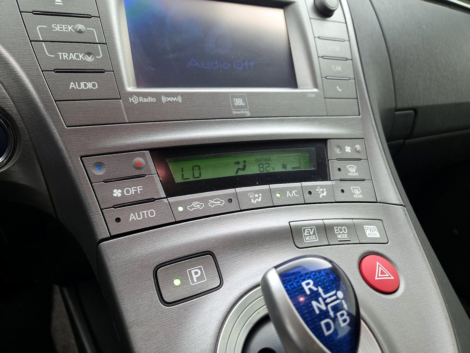 2014 Toyota Prius Four - Photo 17