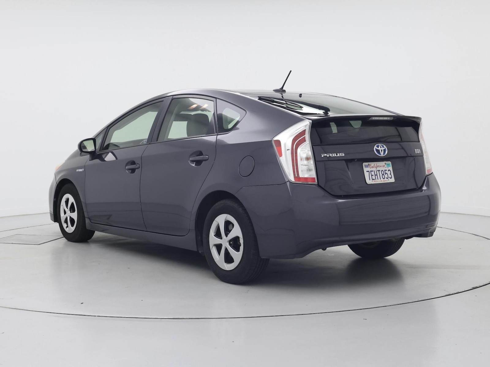 2014 Toyota Prius Four - Photo 3