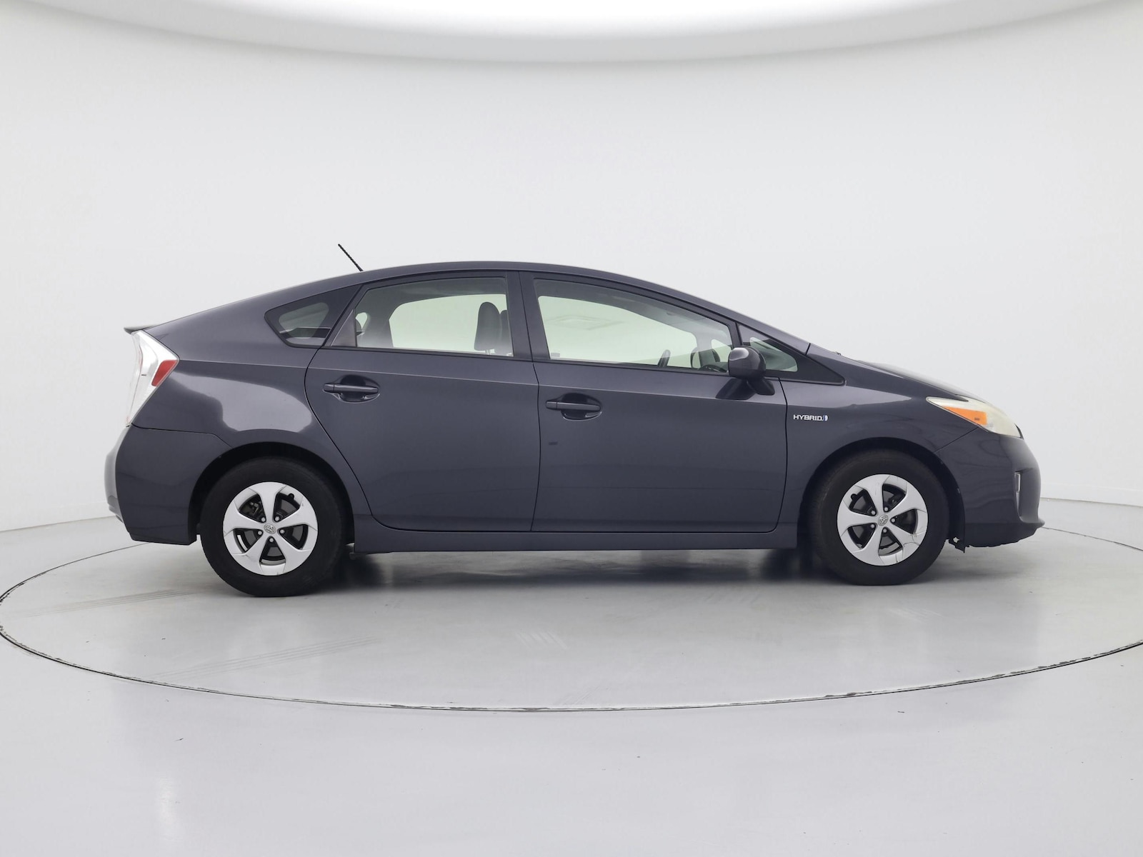 2014 Toyota Prius Four - Photo 8