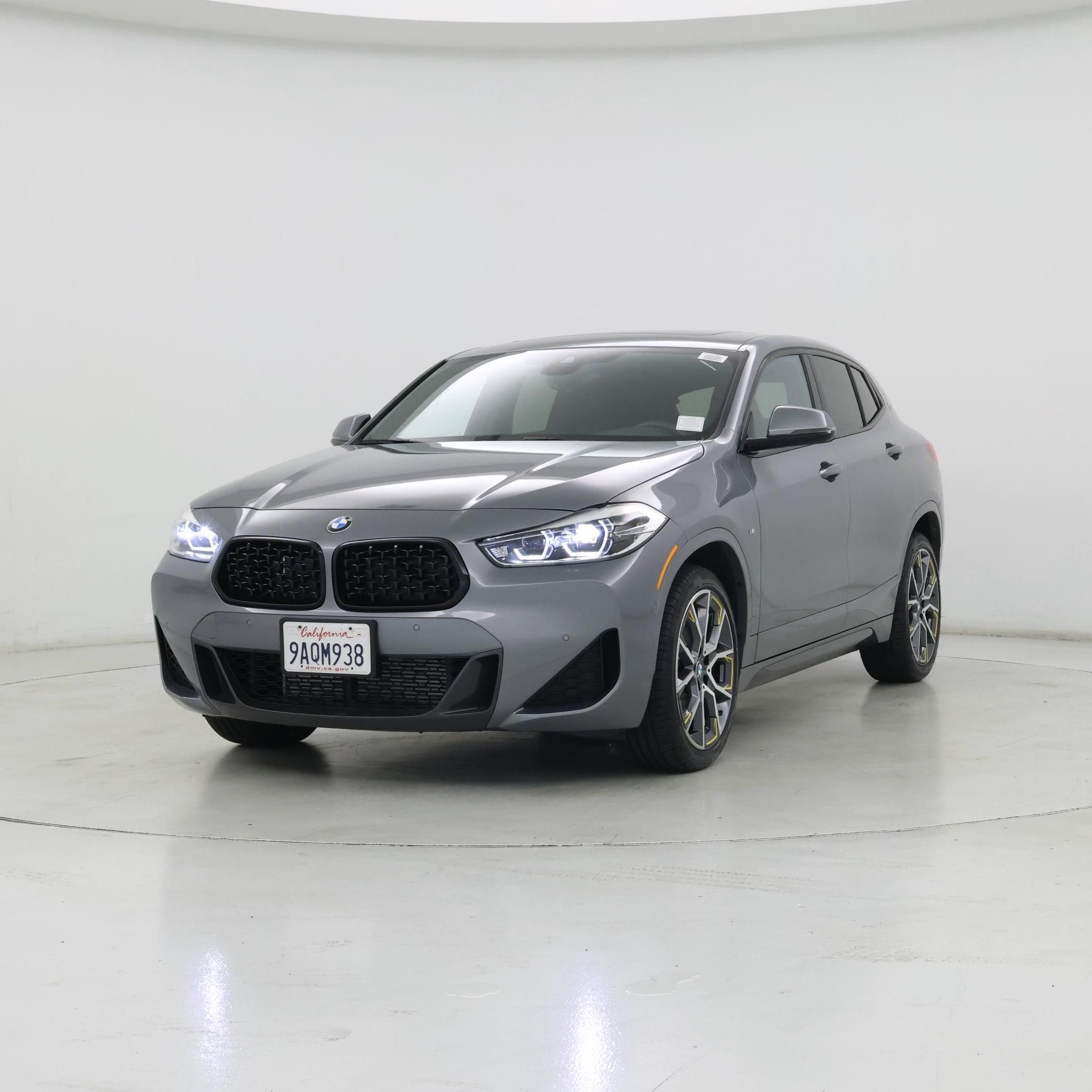 Thumbnail: 2023 BMW X2 - 4